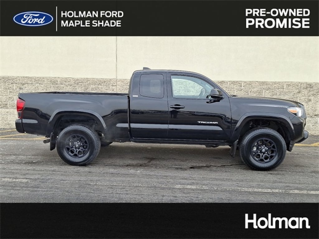 Used 2022 Toyota Tacoma SR5 Truck