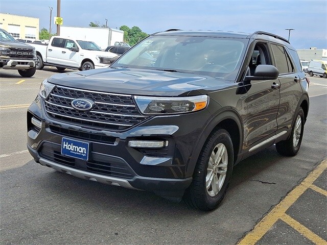 2023 Ford Explorer XLT photo 4
