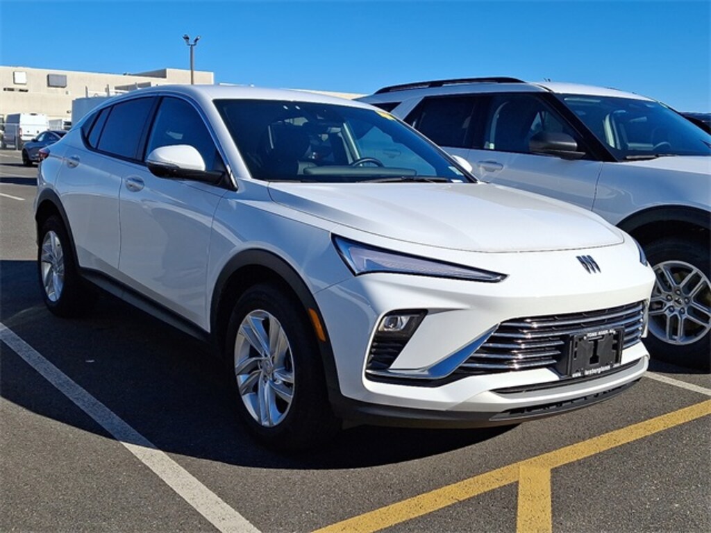 Used 2025 Buick Envista Preferred SUV