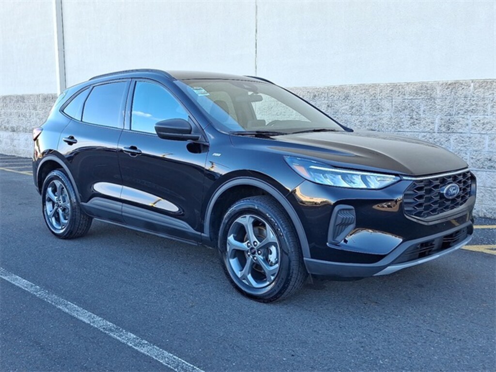 Certified 2025 Ford Escape ST-Line SUV