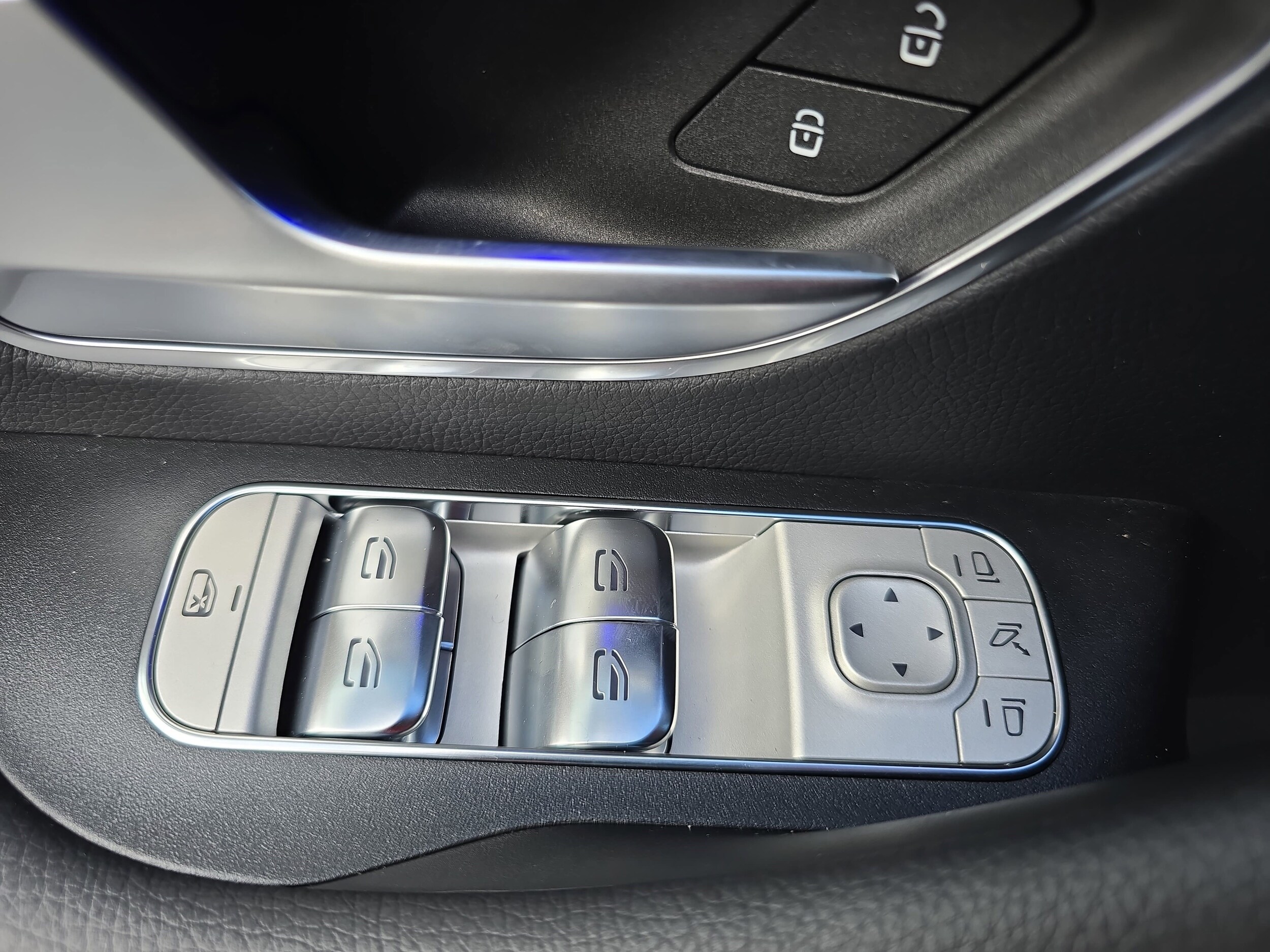 2026 Mercedes-Benz GLE GLE580 - Photo 28