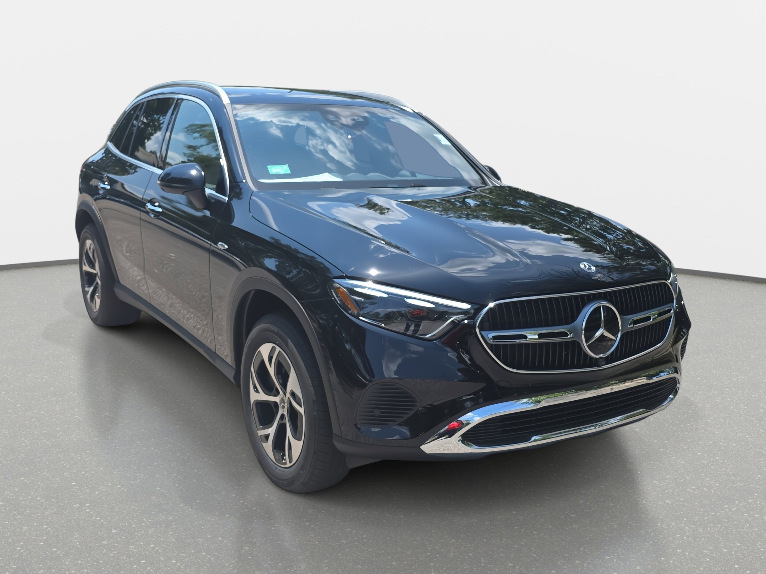 2025 Mercedes Benz GLC 350e 4MATIC photo 3