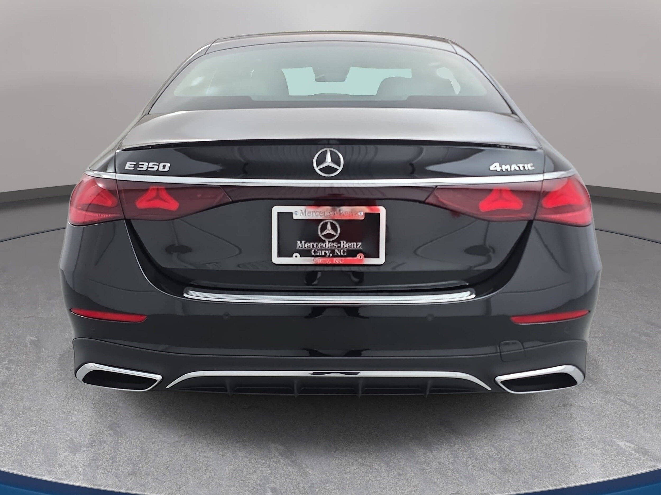 2026 Mercedes-Benz E-Class E350 - Photo 6