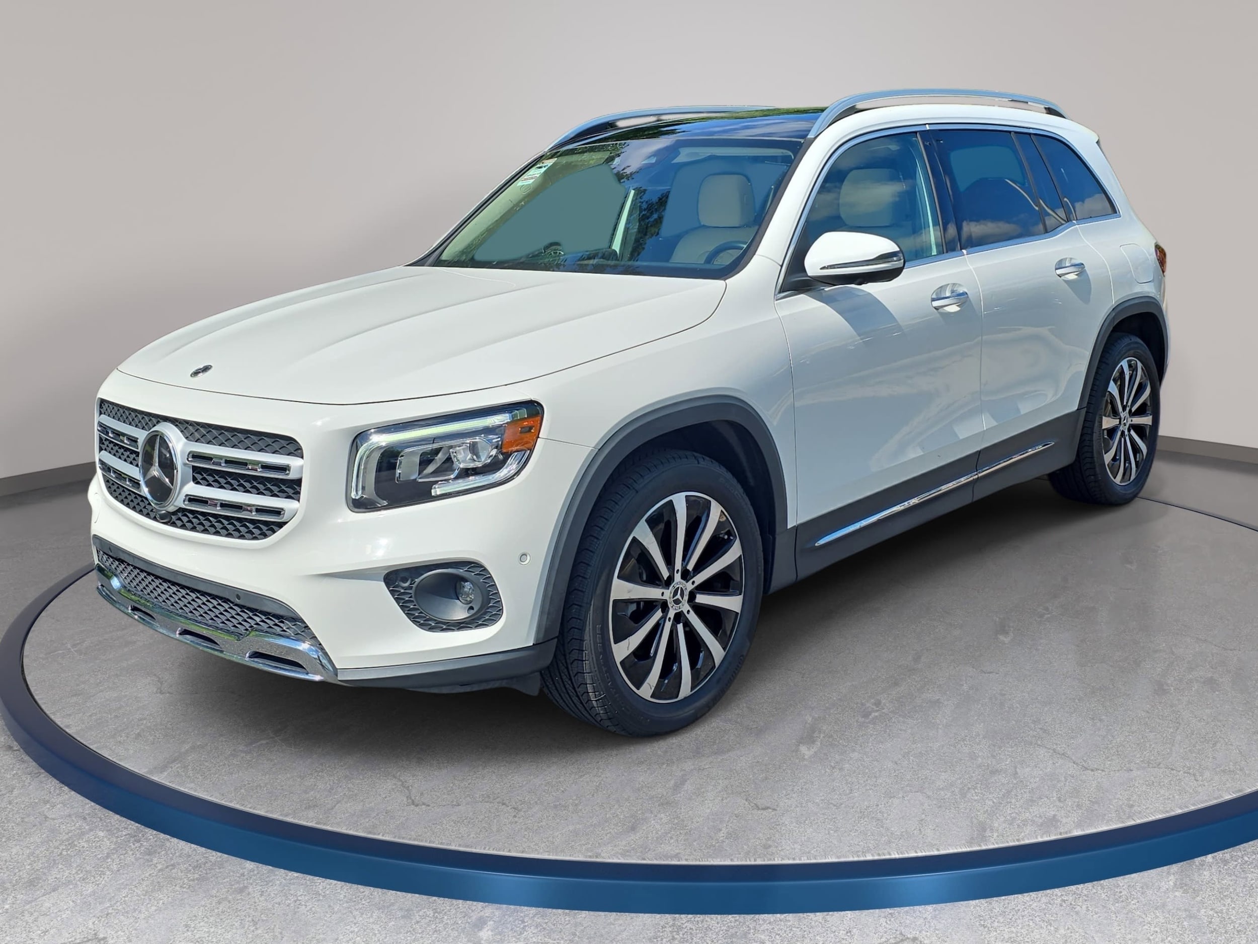 2022 Mercedes-Benz GLB GLB 250 4MATIC's photo
