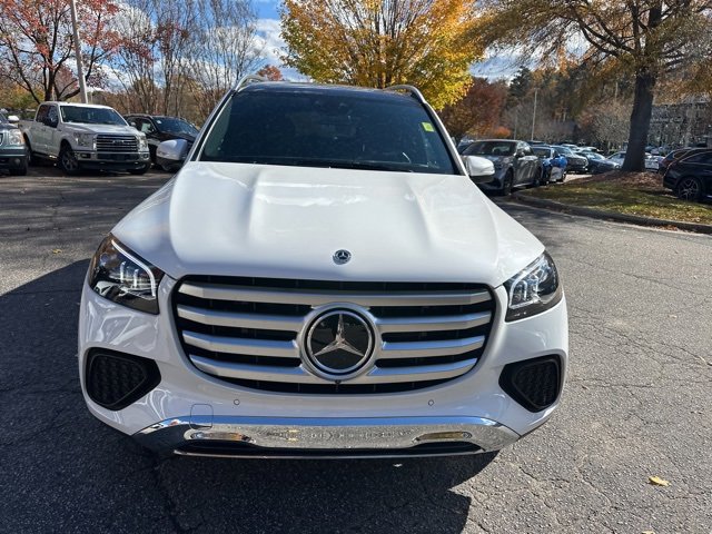 2025 Mercedes Benz GLS 450 4MATIC photo 2