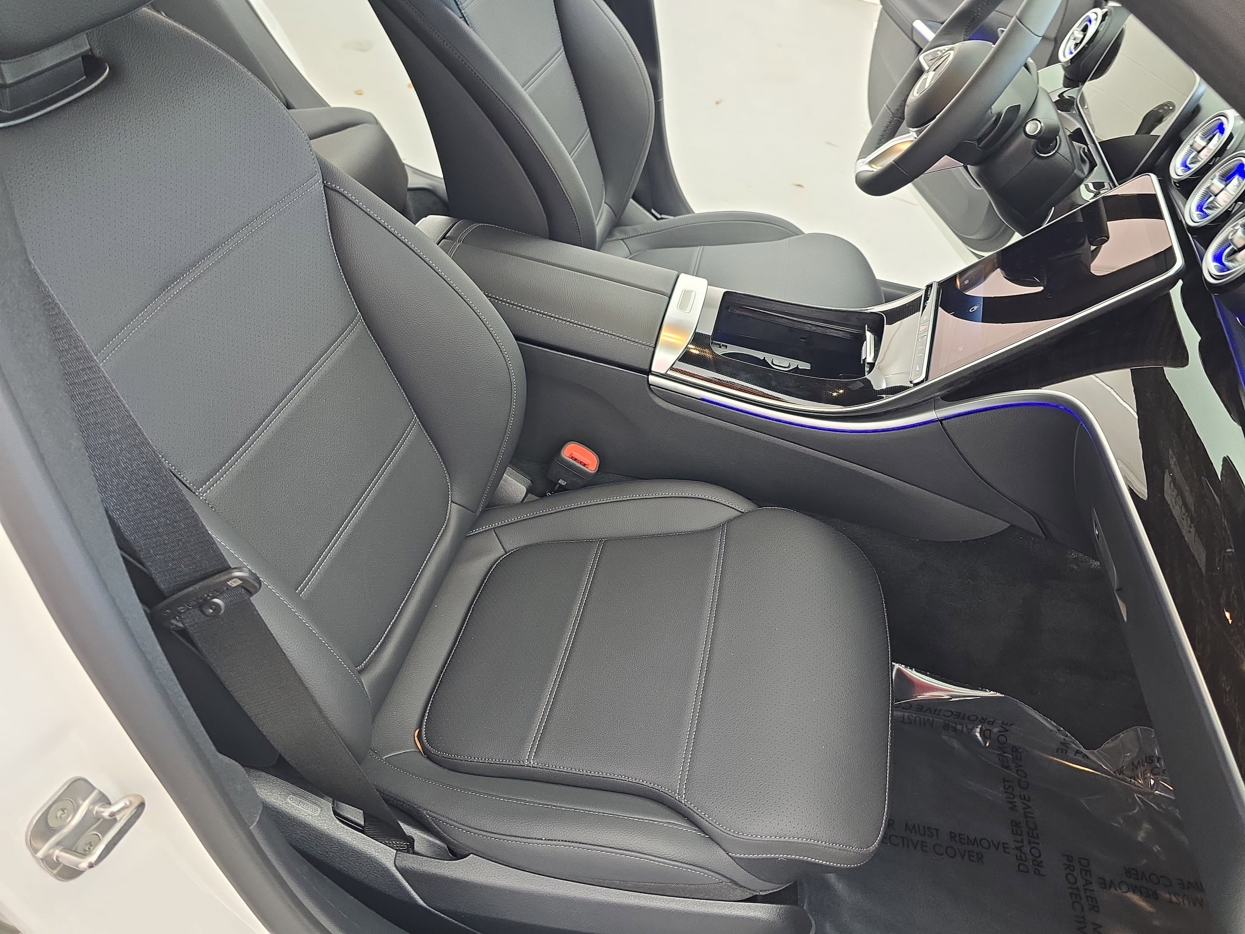 2026 Mercedes-Benz C-Class Sedan C 300 - Photo 10