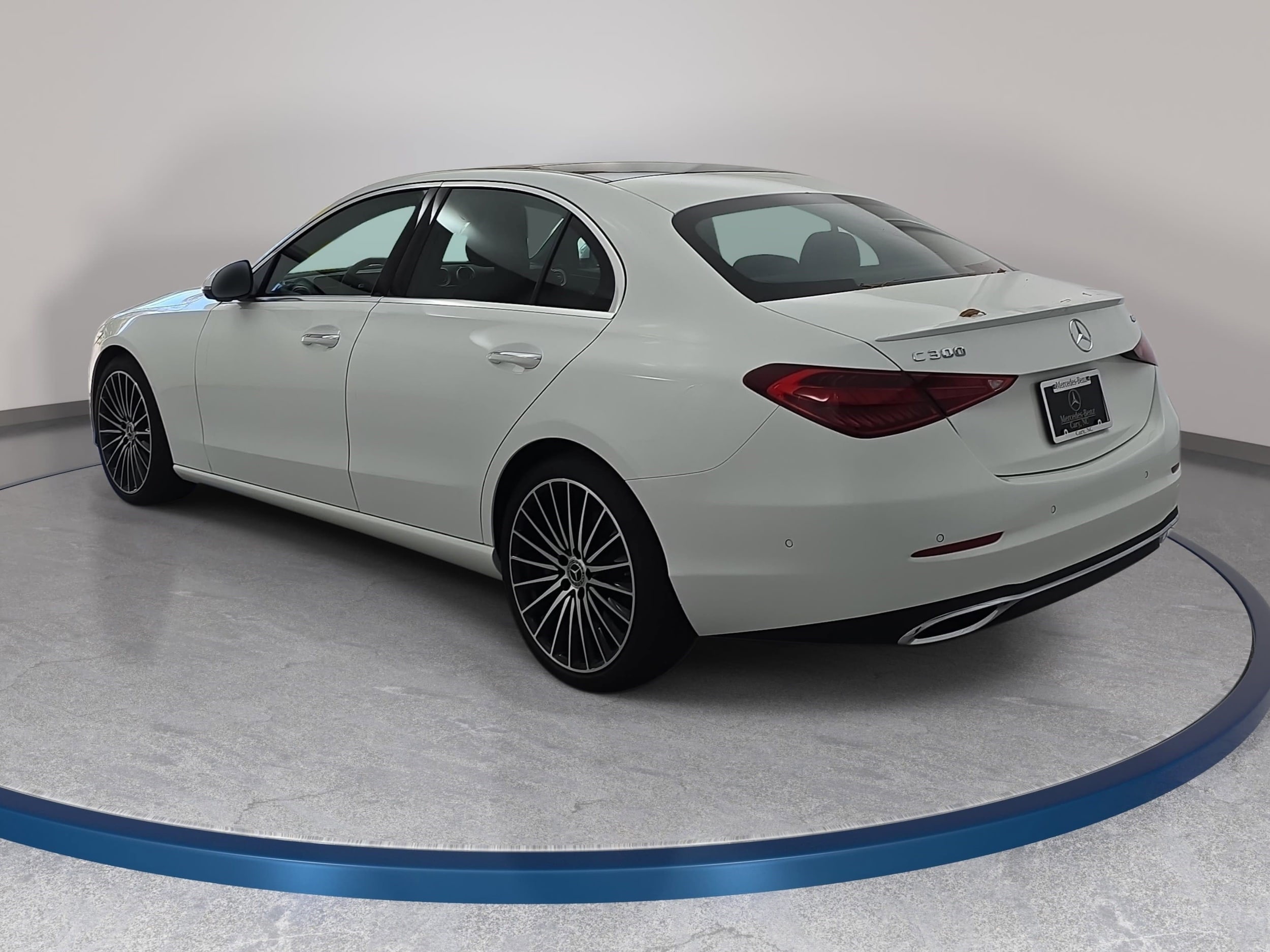 2026 Mercedes-Benz C-Class Sedan C 300 - Photo 7