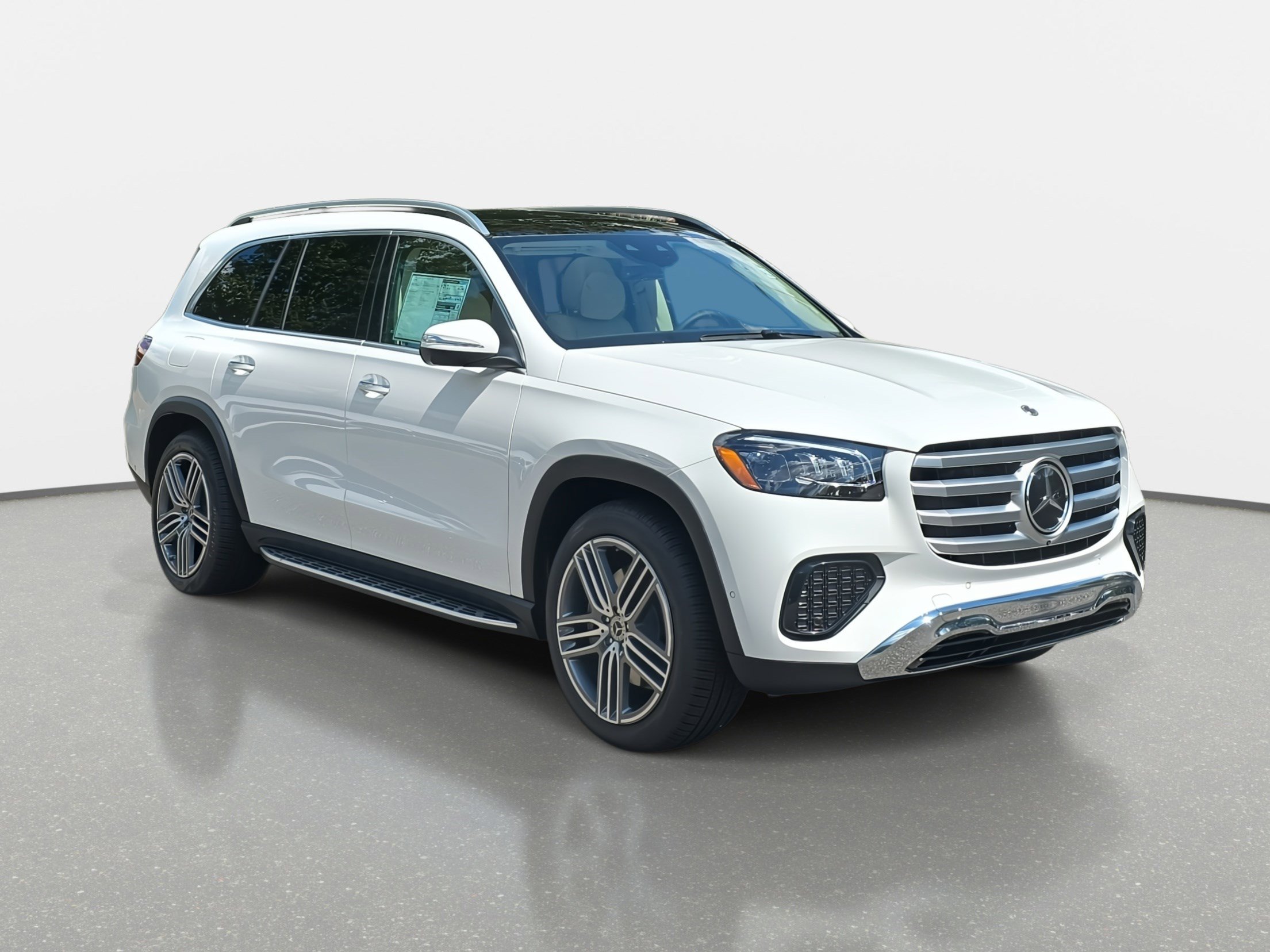 2026 Mercedes Benz GLS 450 4MATIC photo 3