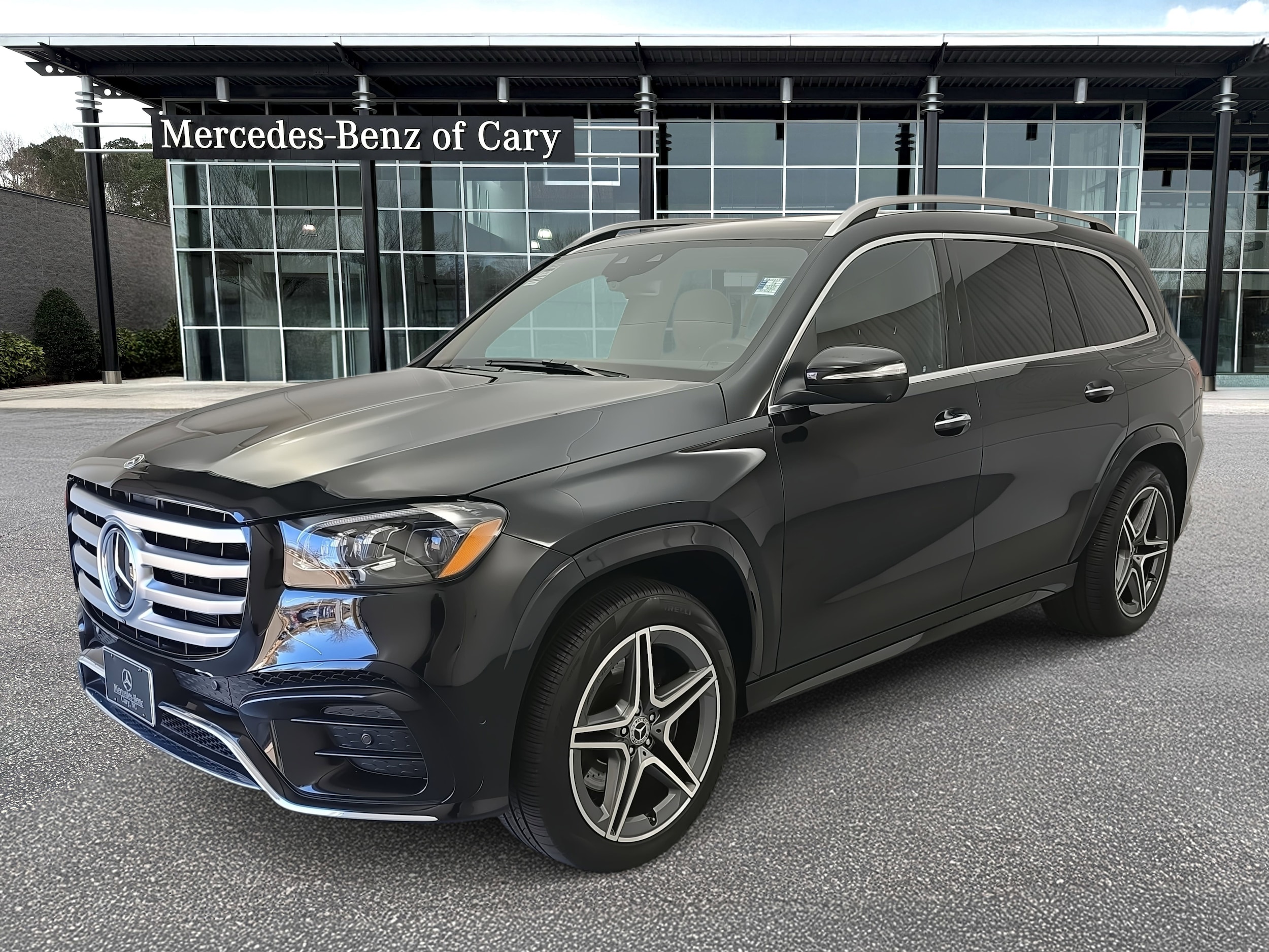 2024 Mercedes-Benz GLS Base's photo