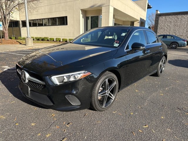 2022 Mercedes-Benz A-Class A220's photo