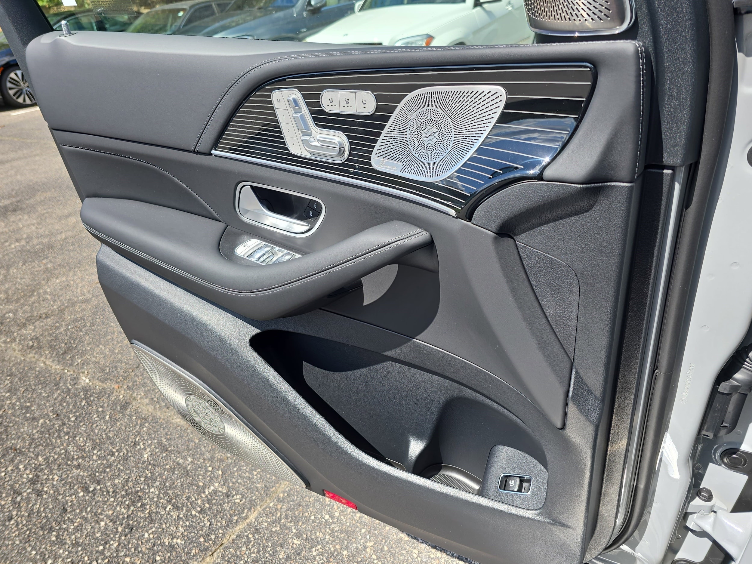 2026 Mercedes-Benz GLS AMG GLS 63 - Photo 27