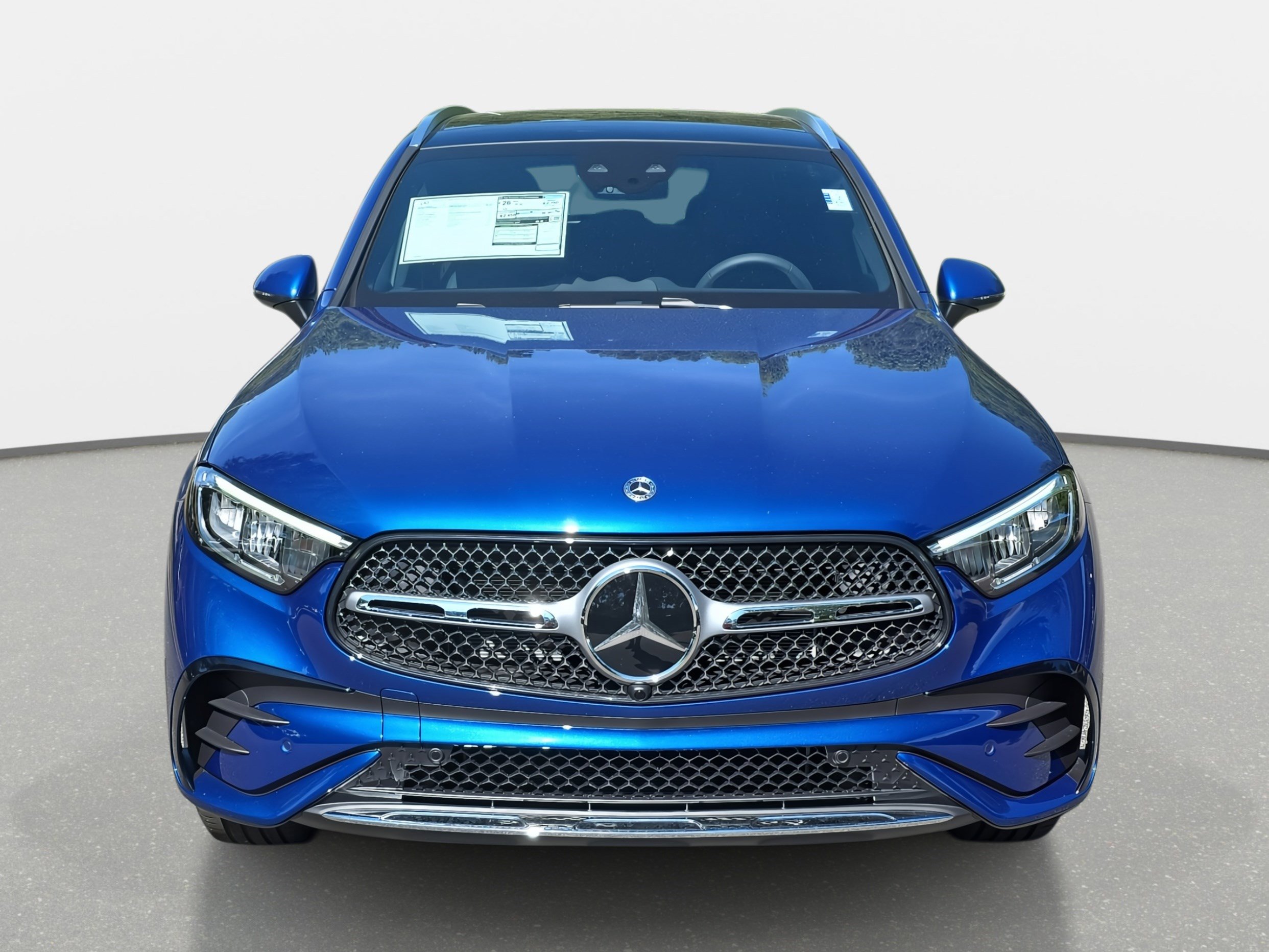 2025 Mercedes Benz GLC 300 4MATIC photo 2