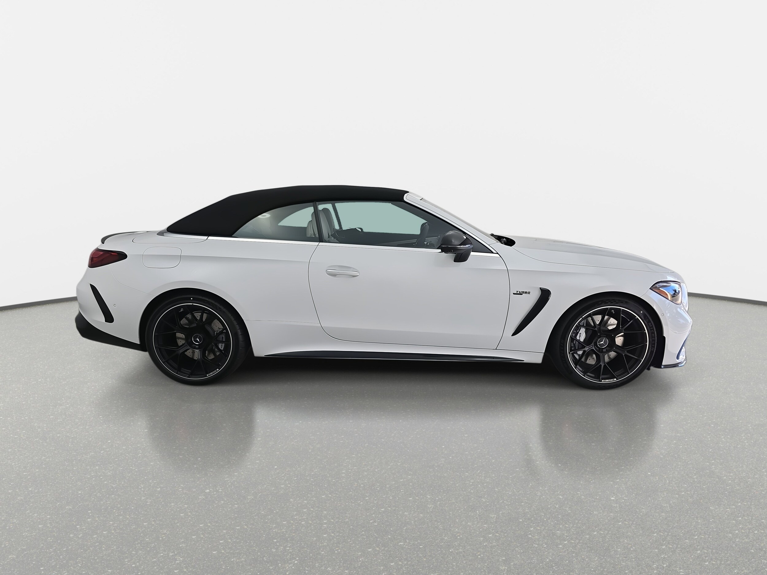 2026 Mercedes Benz CLE AMG 53 4MATIC photo 4