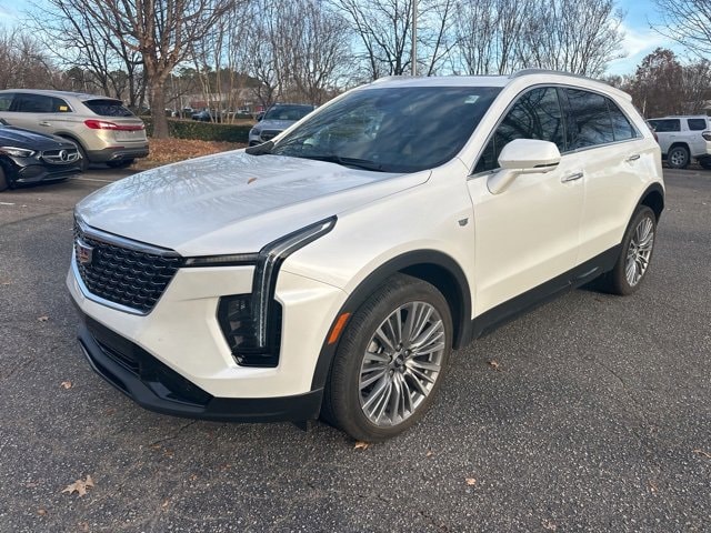 2025 Cadillac XT4 Premium Luxury