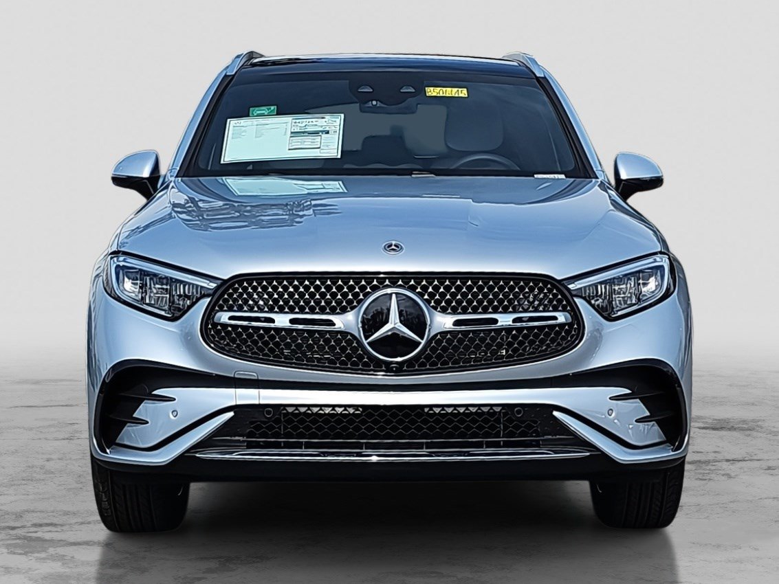 2025 Mercedes Benz GLC 350e 4MATIC photo 2
