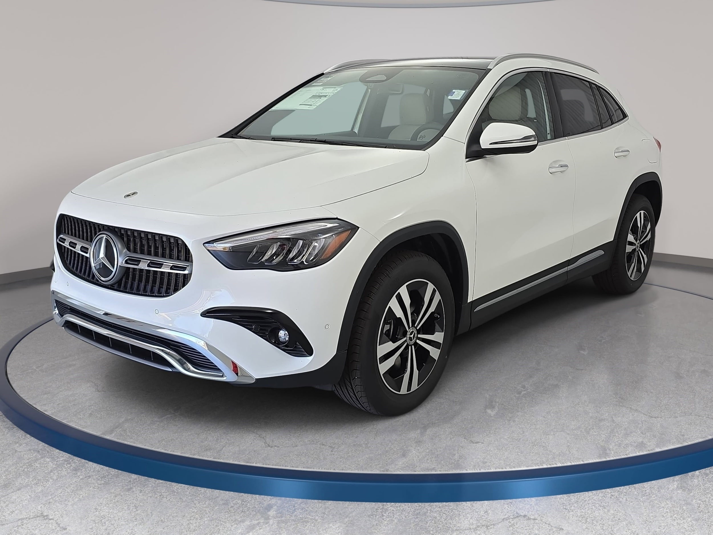 2026 Mercedes-Benz GLA GLA 250's photo