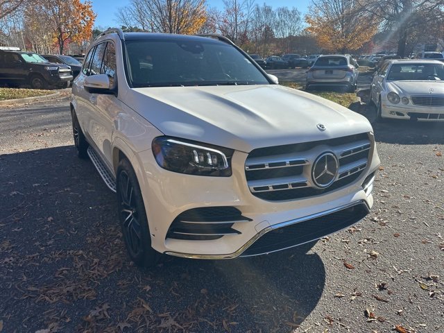 2023 Mercedes Benz GLS 580 4MATIC photo 3