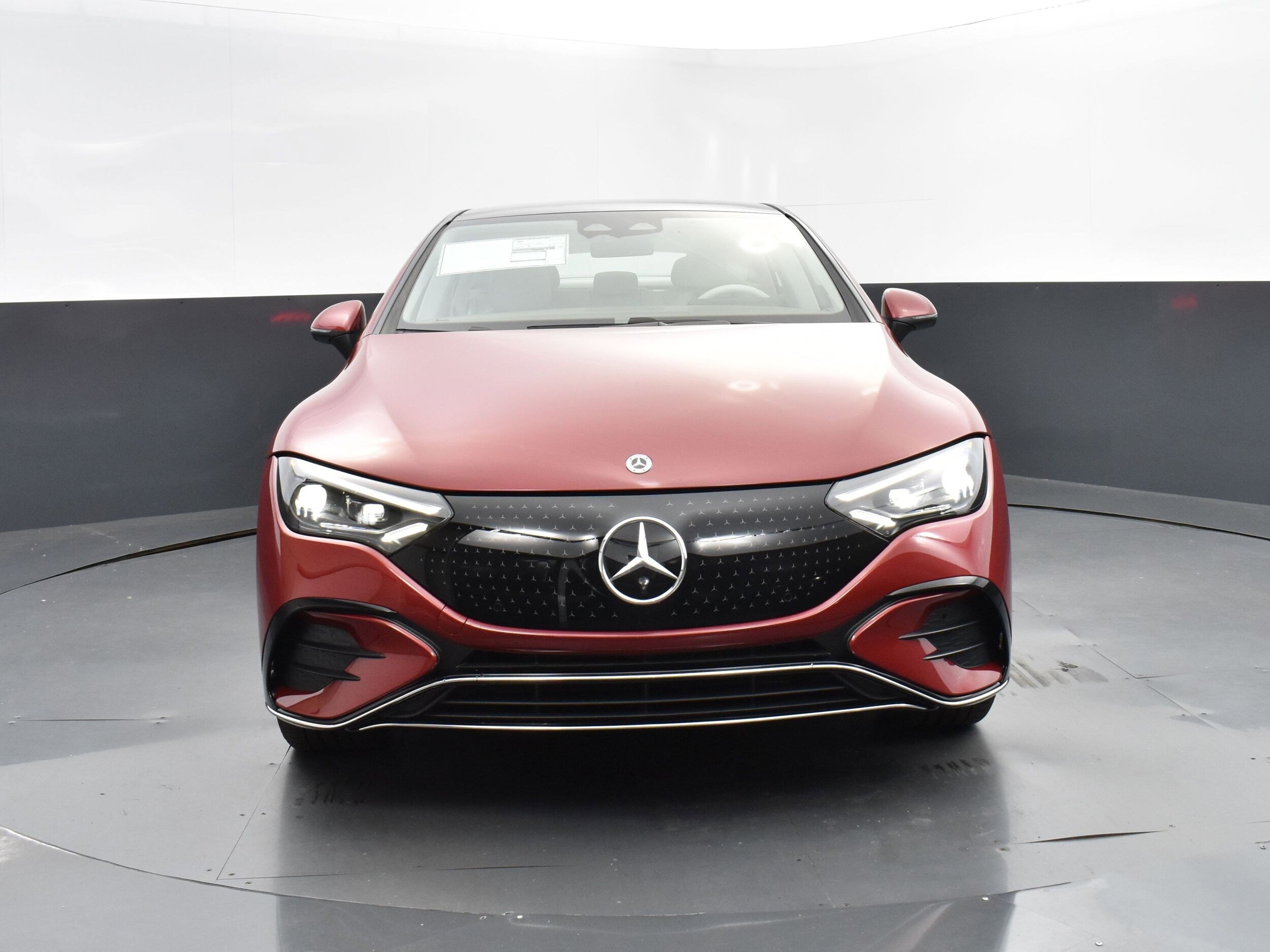 2024 Mercedes Benz EQE-Class Sedan photo 2