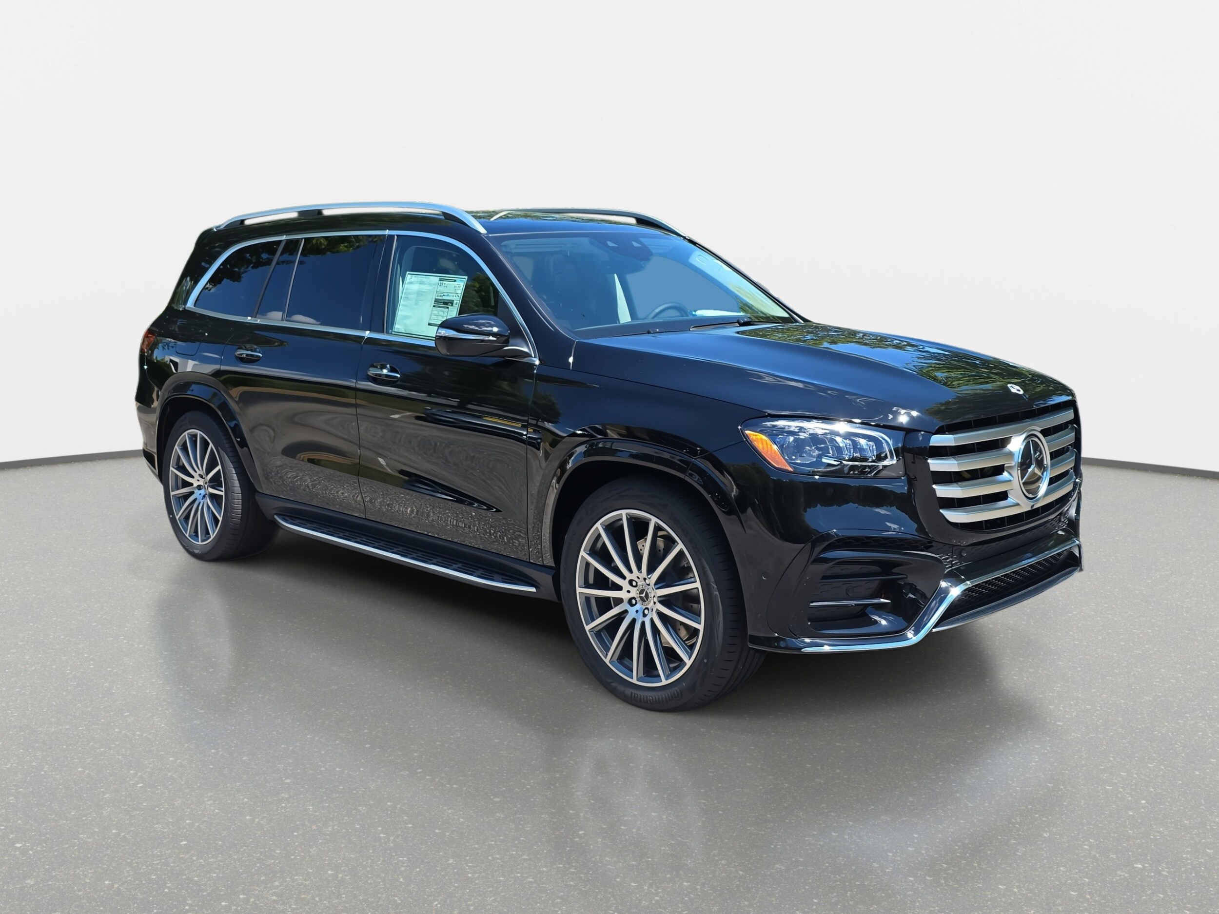 2025 Mercedes Benz GLS 450 4MATIC photo 3