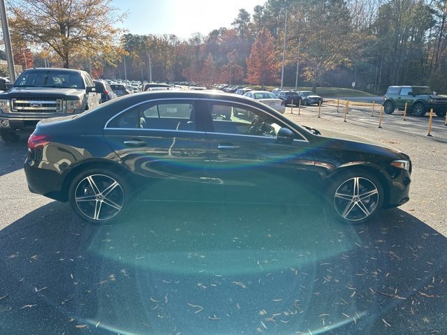 2022 Mercedes Benz A 220 4MATIC photo 4