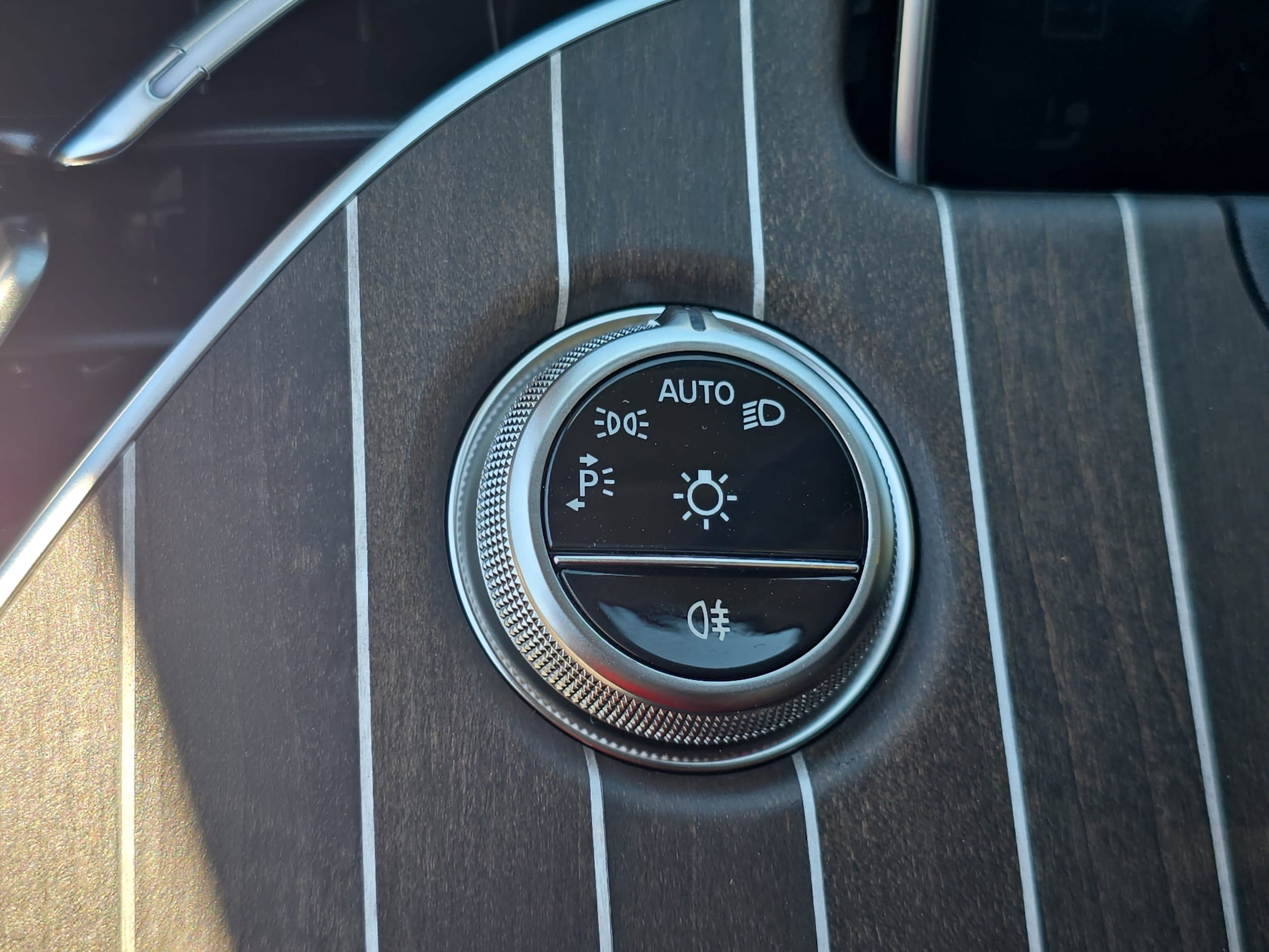 2026 Mercedes-Benz E-Class E350 - Photo 26