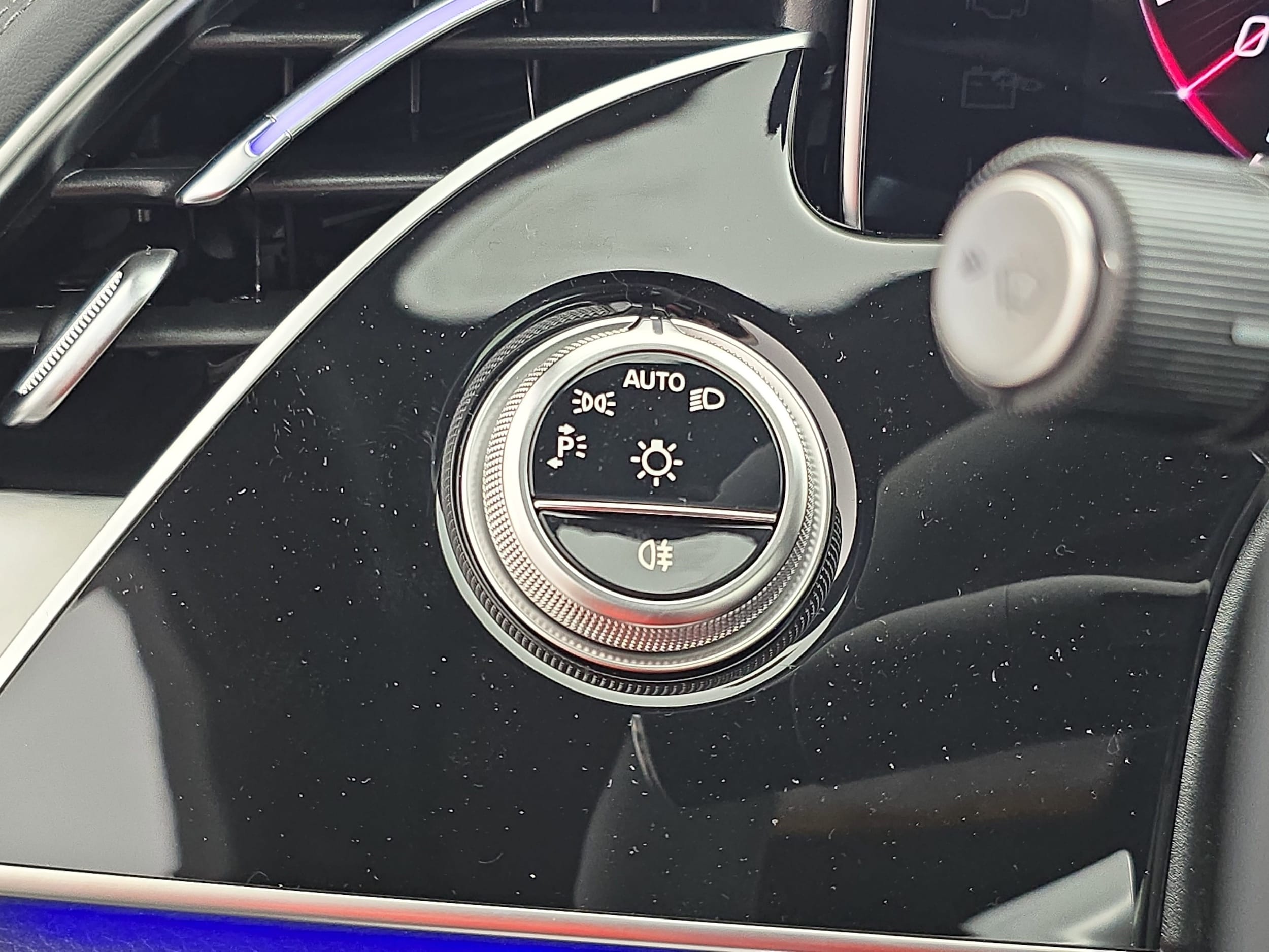 2026 Mercedes-Benz E-Class E350 - Photo 26