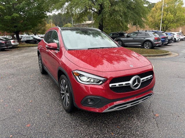 2022 Mercedes Benz GLA 250 4MATIC photo 3