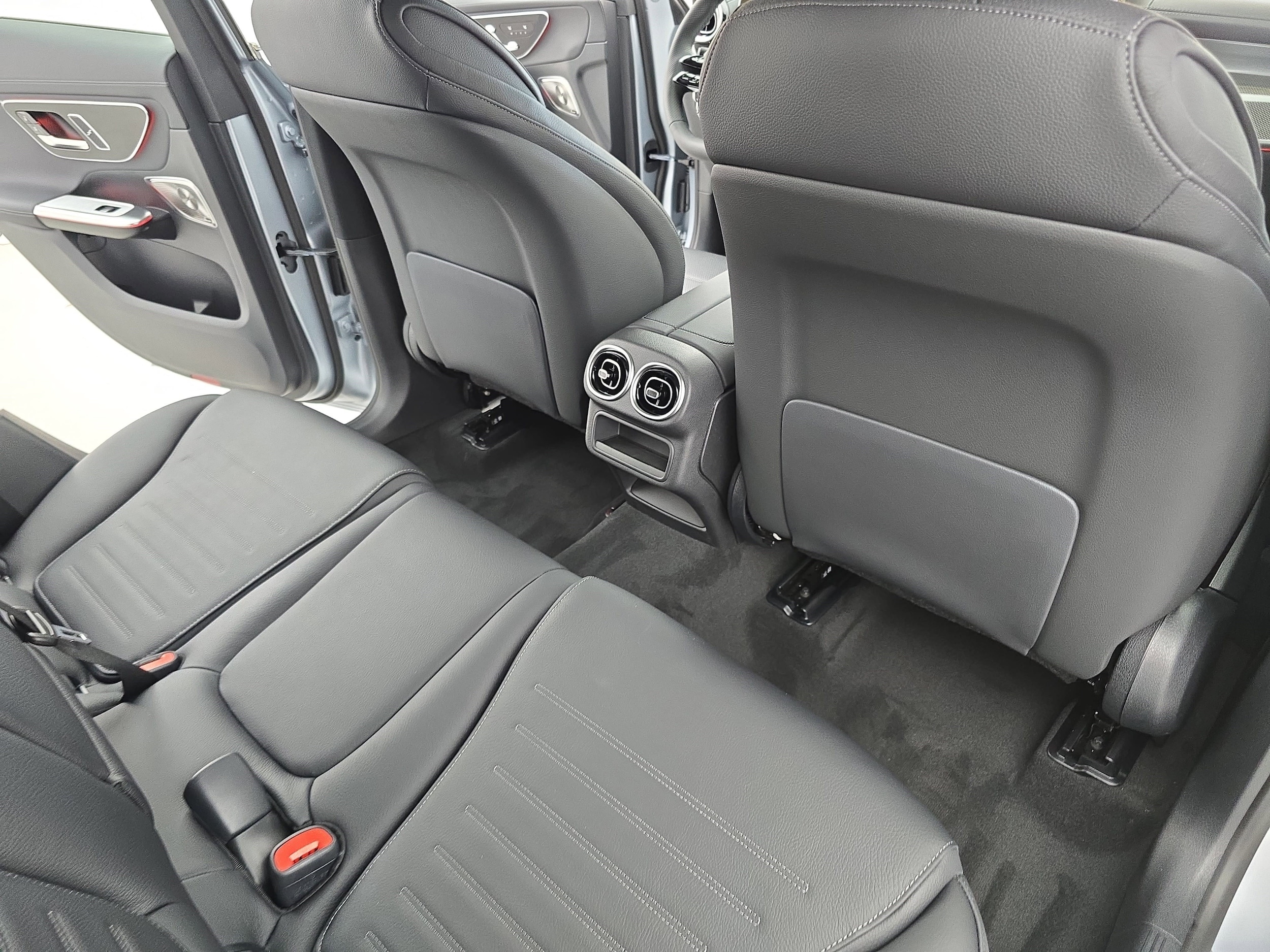 2026 Mercedes-Benz GLC AMG GLC43 - Photo 11