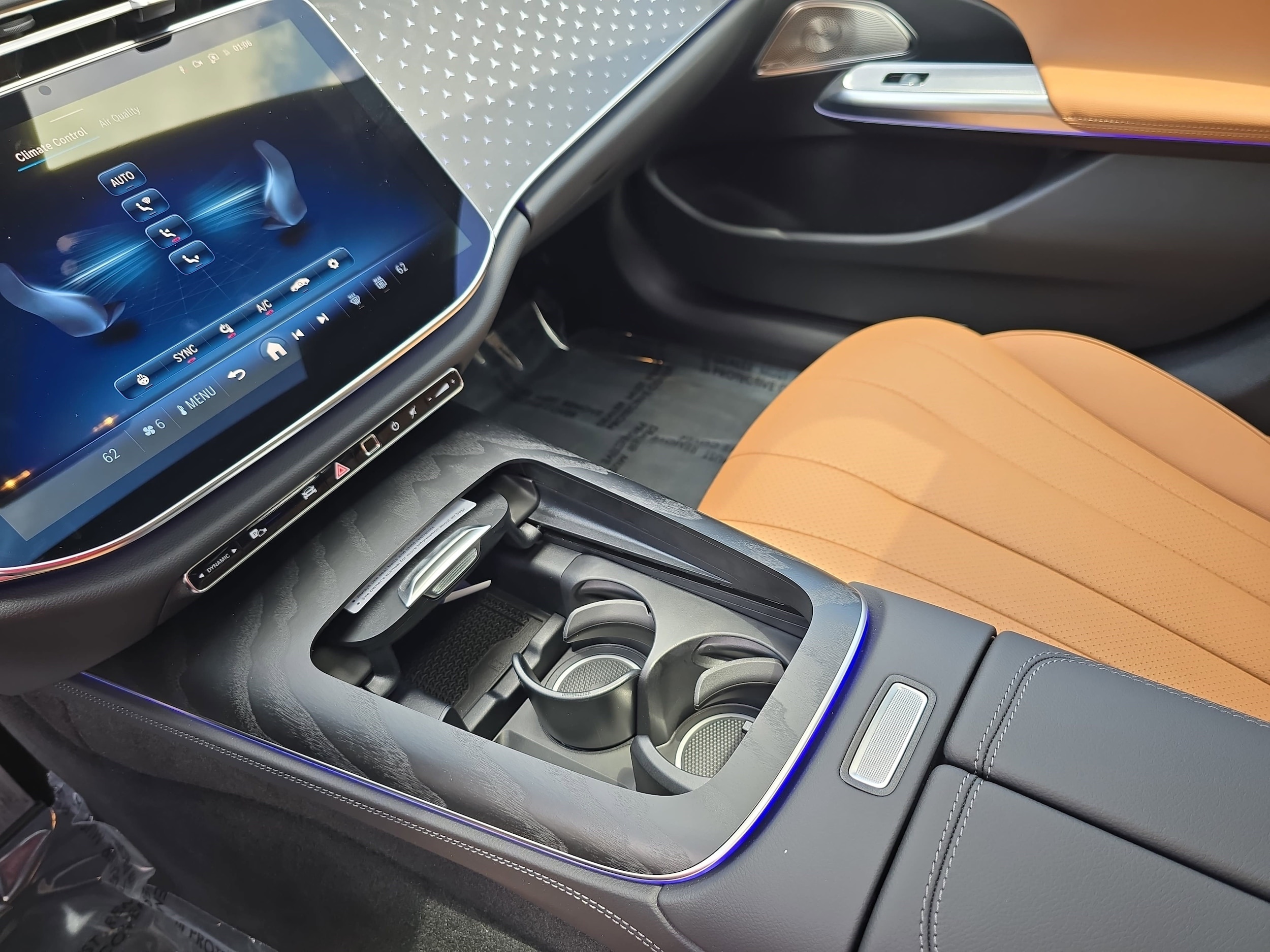 2026 Mercedes-Benz E-Class E350 - Photo 24