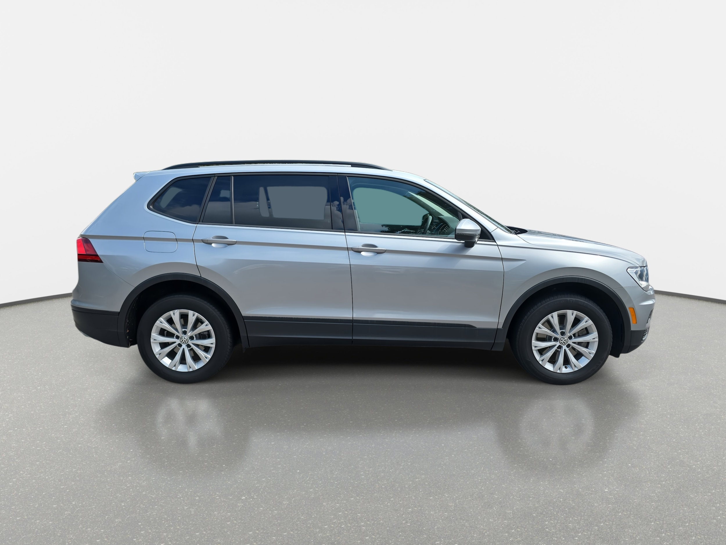 2020 Volkswagen Tiguan S photo 4