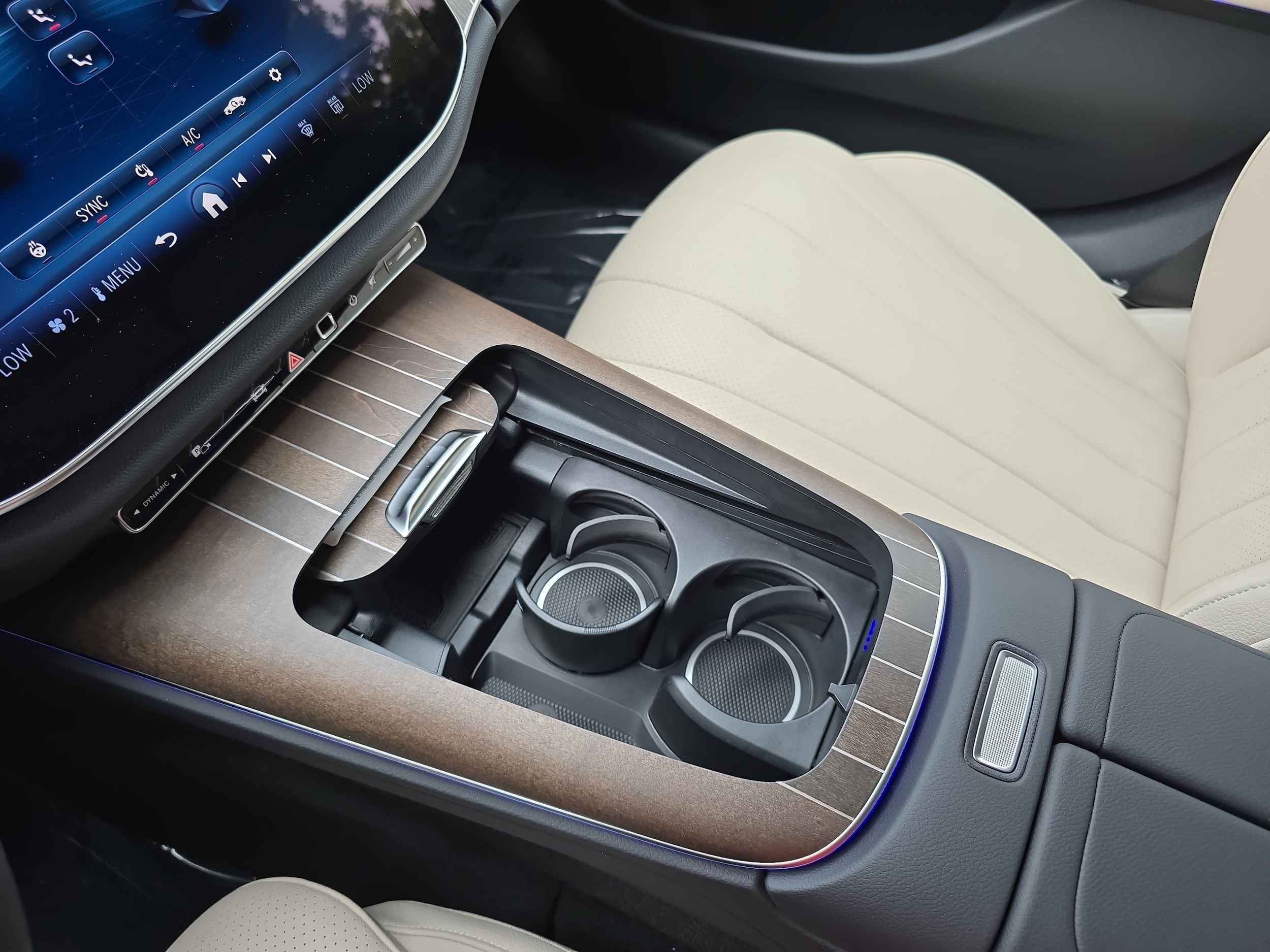 2026 Mercedes-Benz E-Class E350 - Photo 25