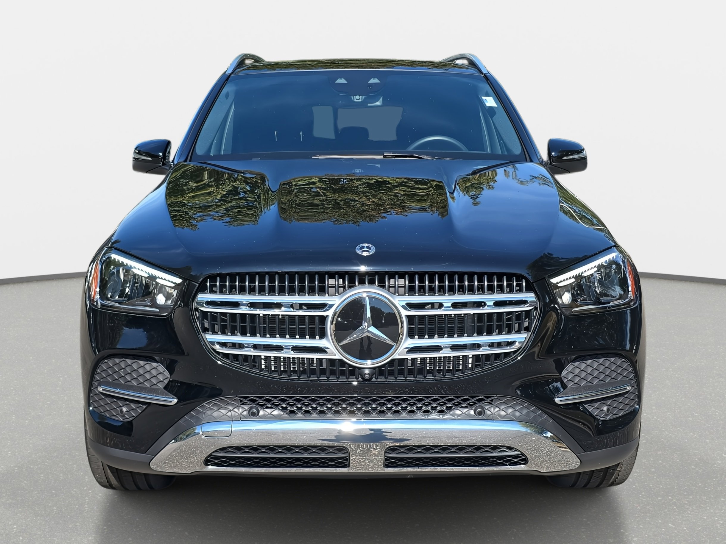 2025 Mercedes Benz GLE 450 4MATIC photo 2
