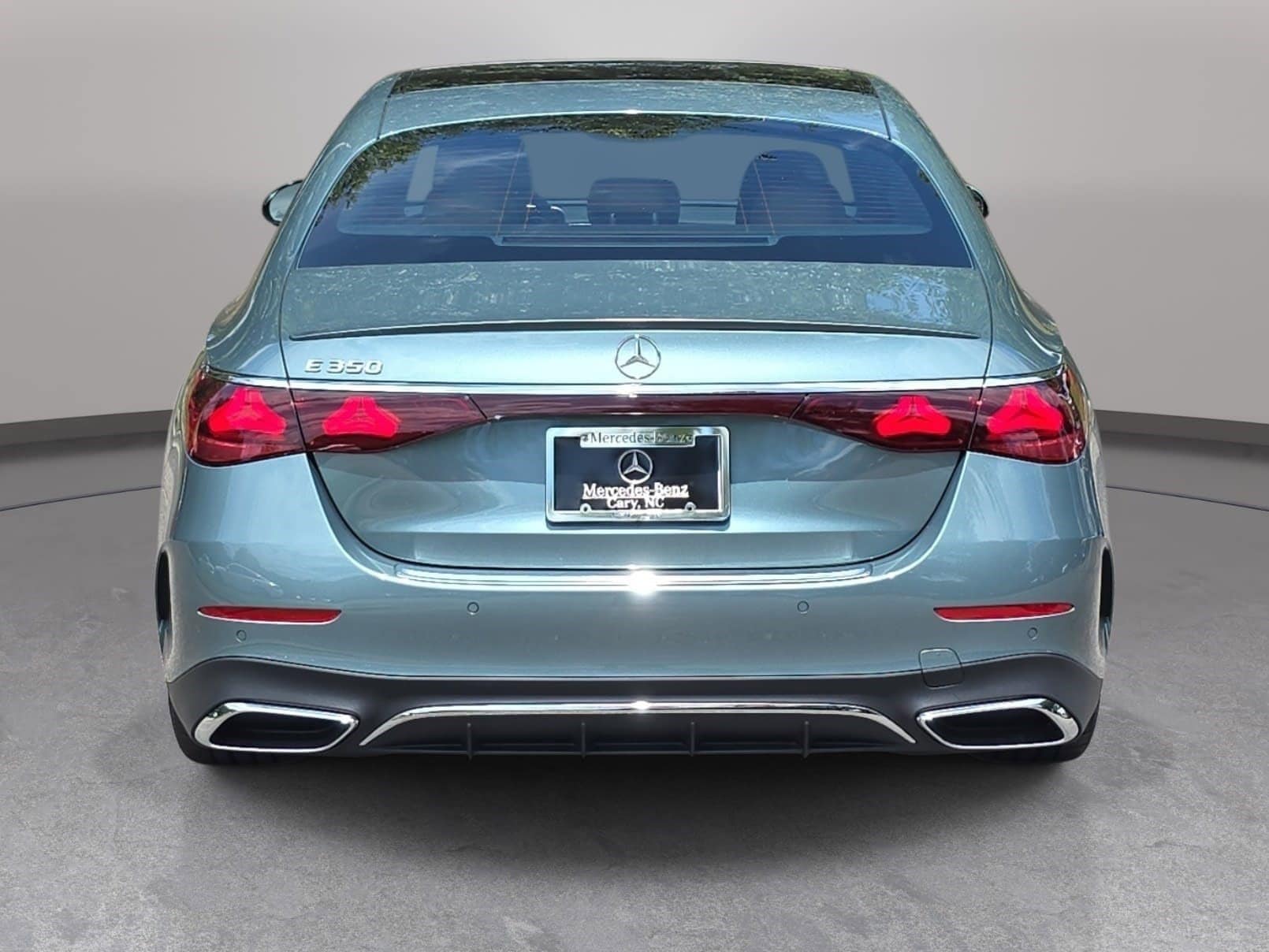 2026 Mercedes-Benz E-Class E350 - Photo 6