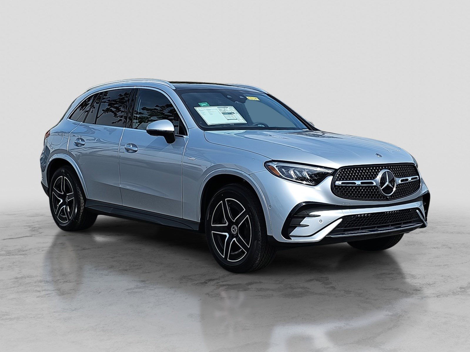 2025 Mercedes Benz GLC 350e 4MATIC photo 3