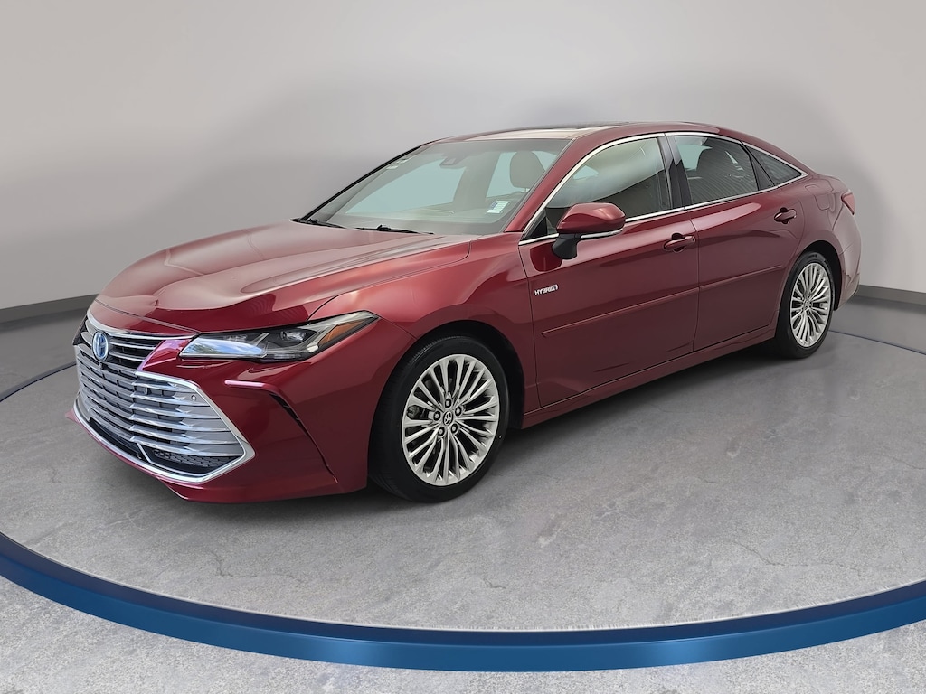 Used 2020 Toyota Avalon Hybrid Limited Sedan