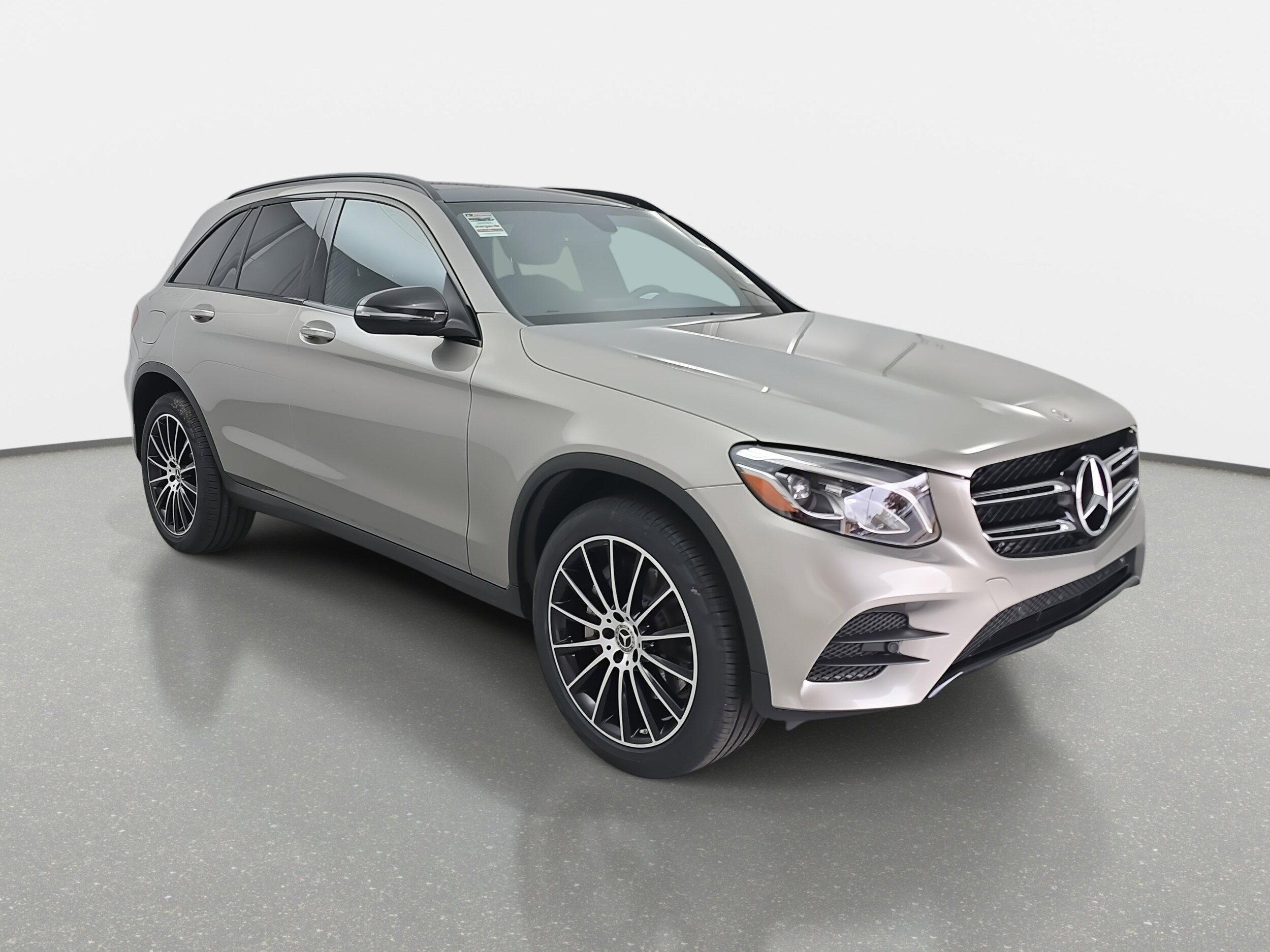2019 Mercedes Benz GLC 300 photo 3