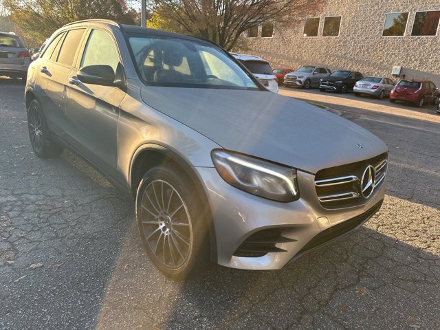 2019 Mercedes Benz GLC 300 photo 3