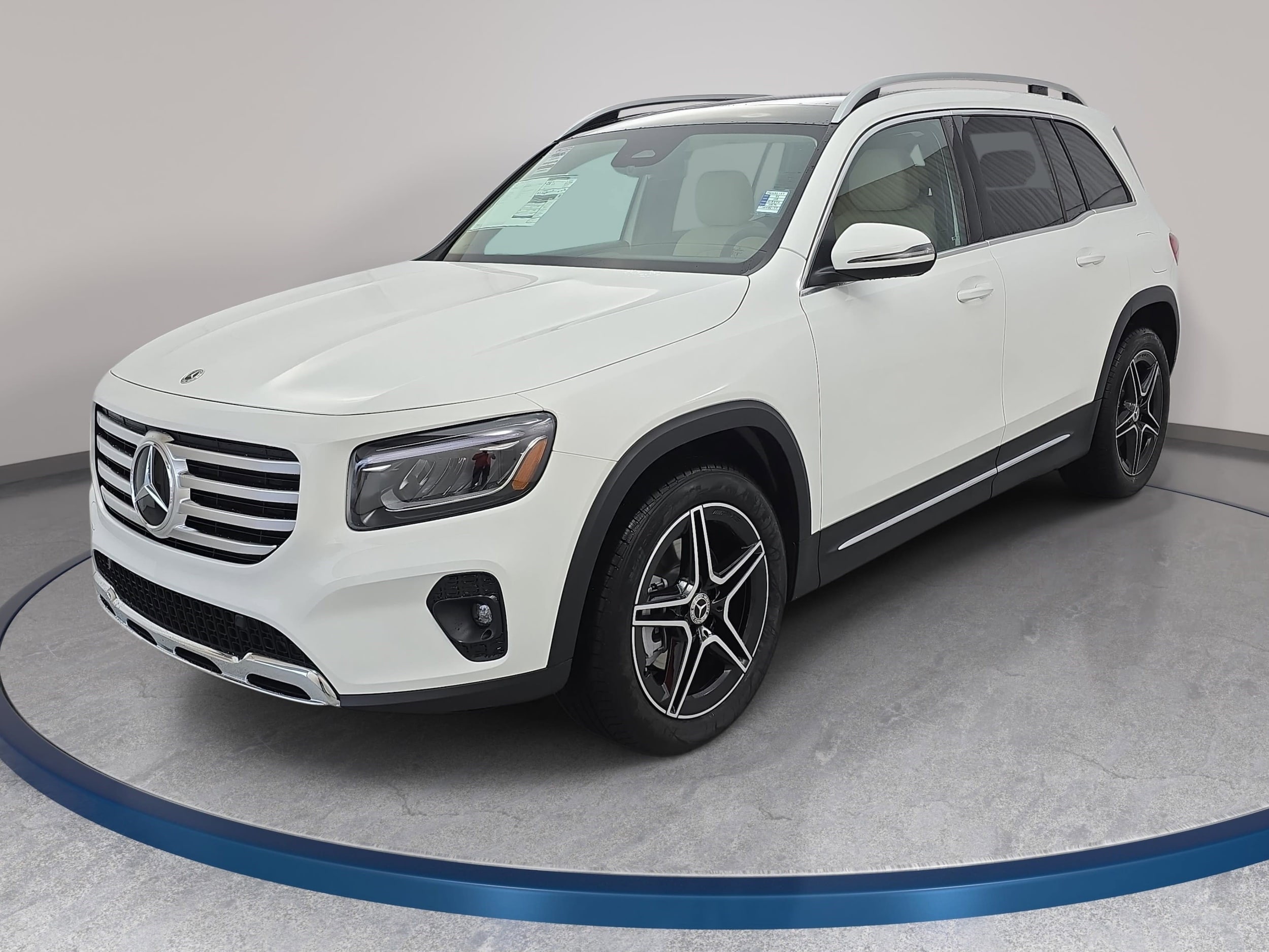 2026 Mercedes-Benz GLB GLB 250's photo