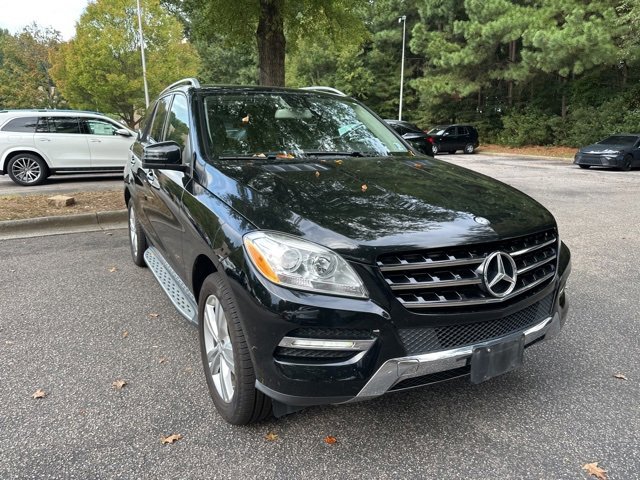 2015 Mercedes Benz ML 350 4MATIC photo 3