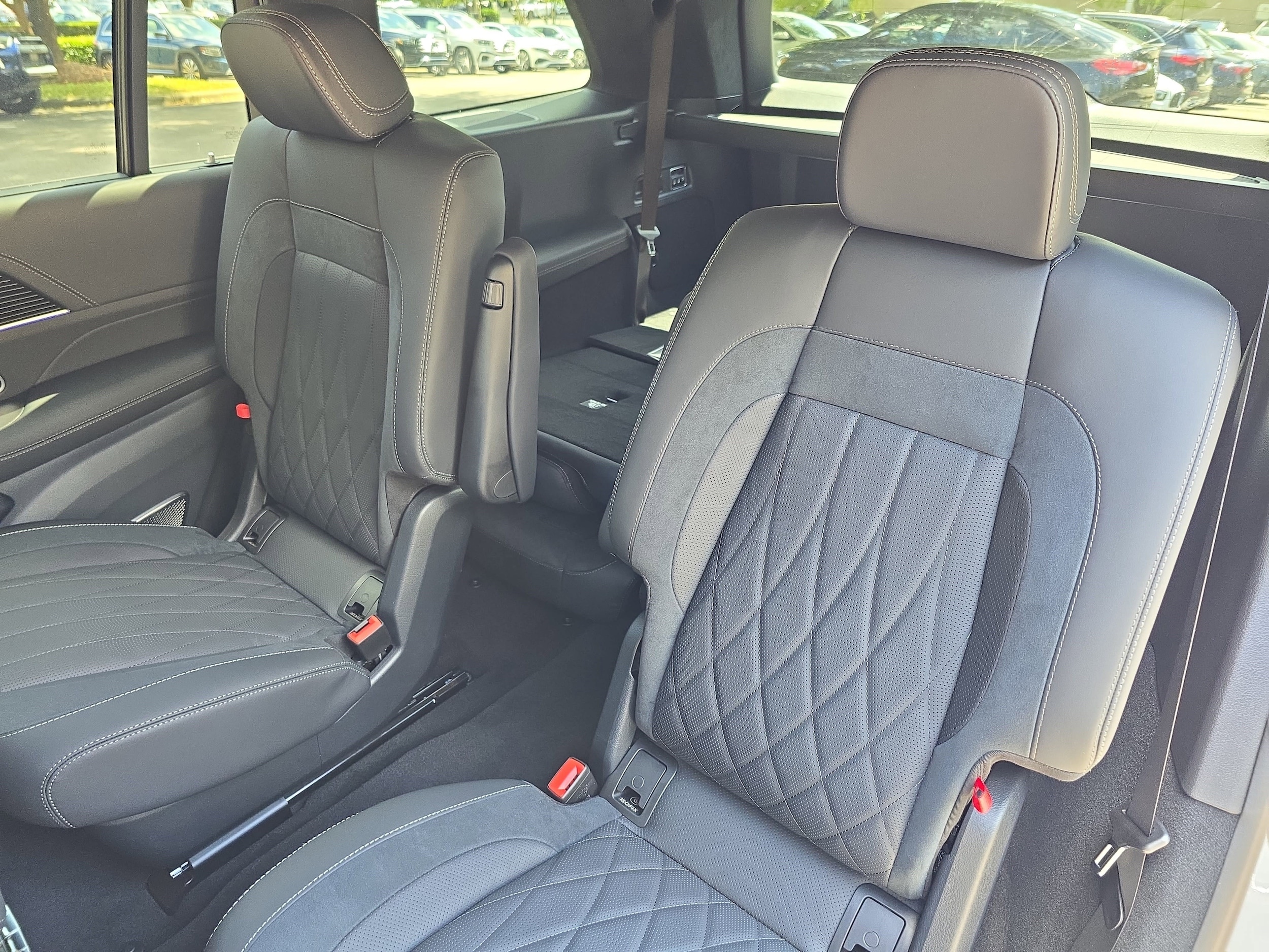 2026 Mercedes-Benz GLS AMG GLS 63 - Photo 15