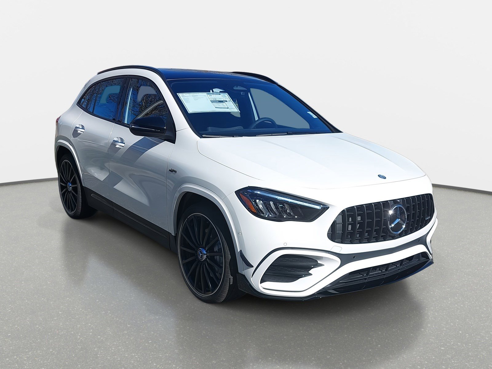 2025 Mercedes Benz GLA AMG 35 4MATIC photo 3
