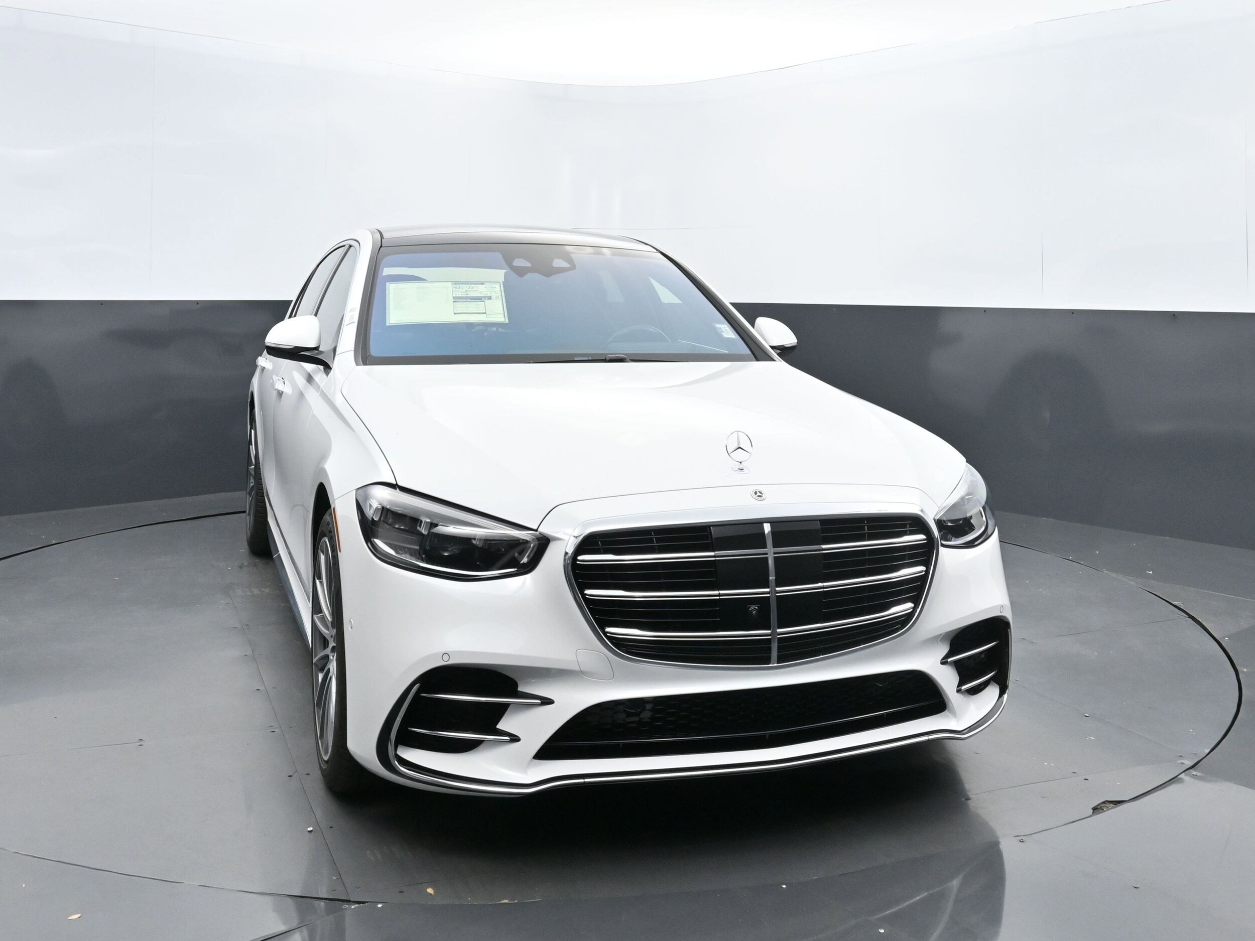 2025 Mercedes Benz S 450 580e 4MATIC photo 2