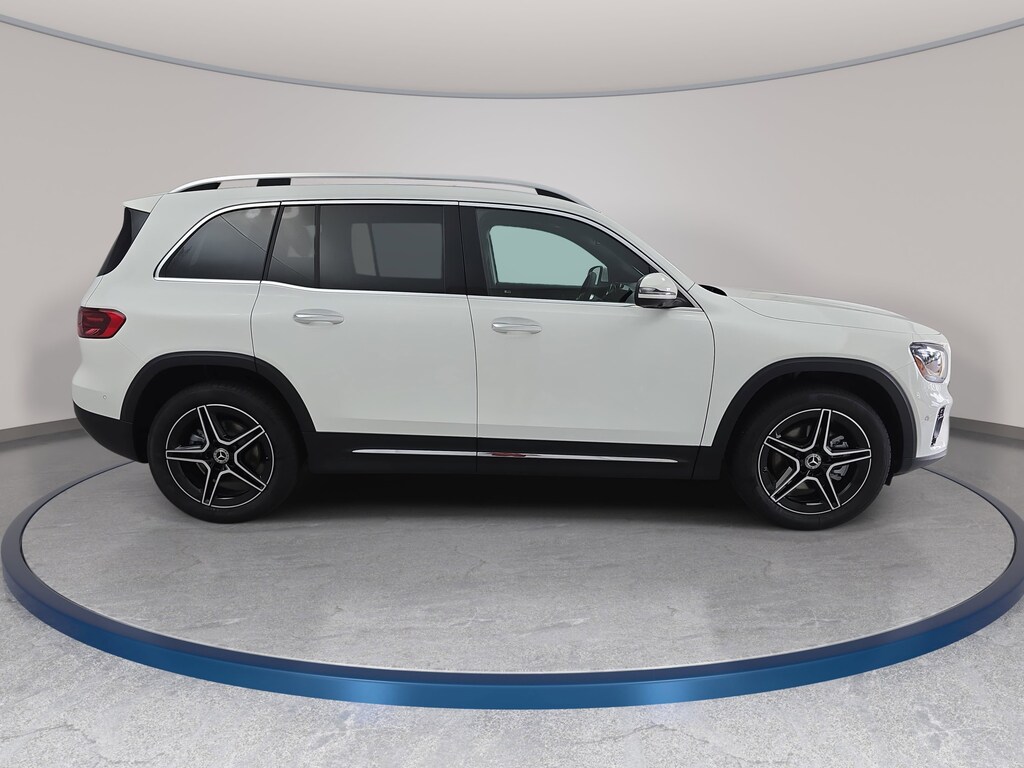 New 2026 Mercedes-Benz GLB 250 SUV