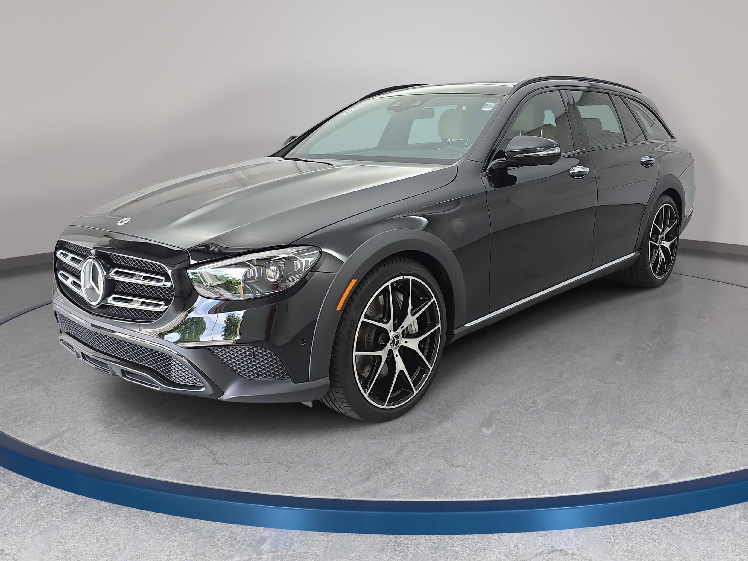 2023 Mercedes-Benz E-Class E450 4MATIC All-Terrain's photo