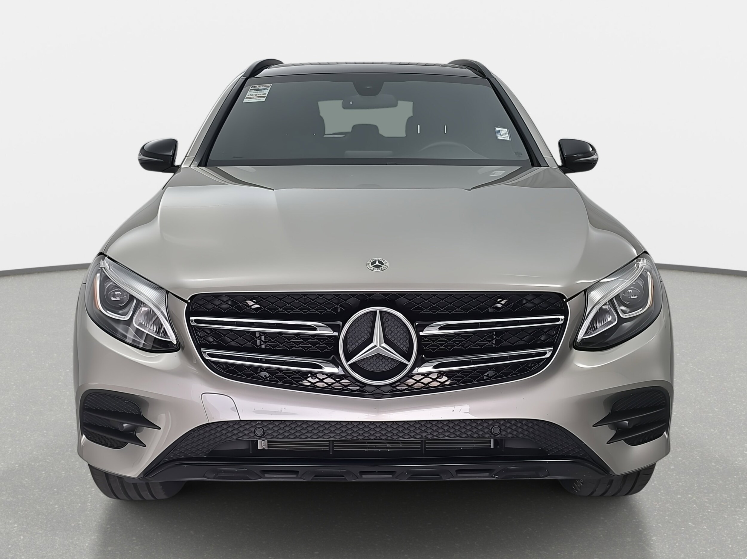 2019 Mercedes Benz GLC 300 photo 2