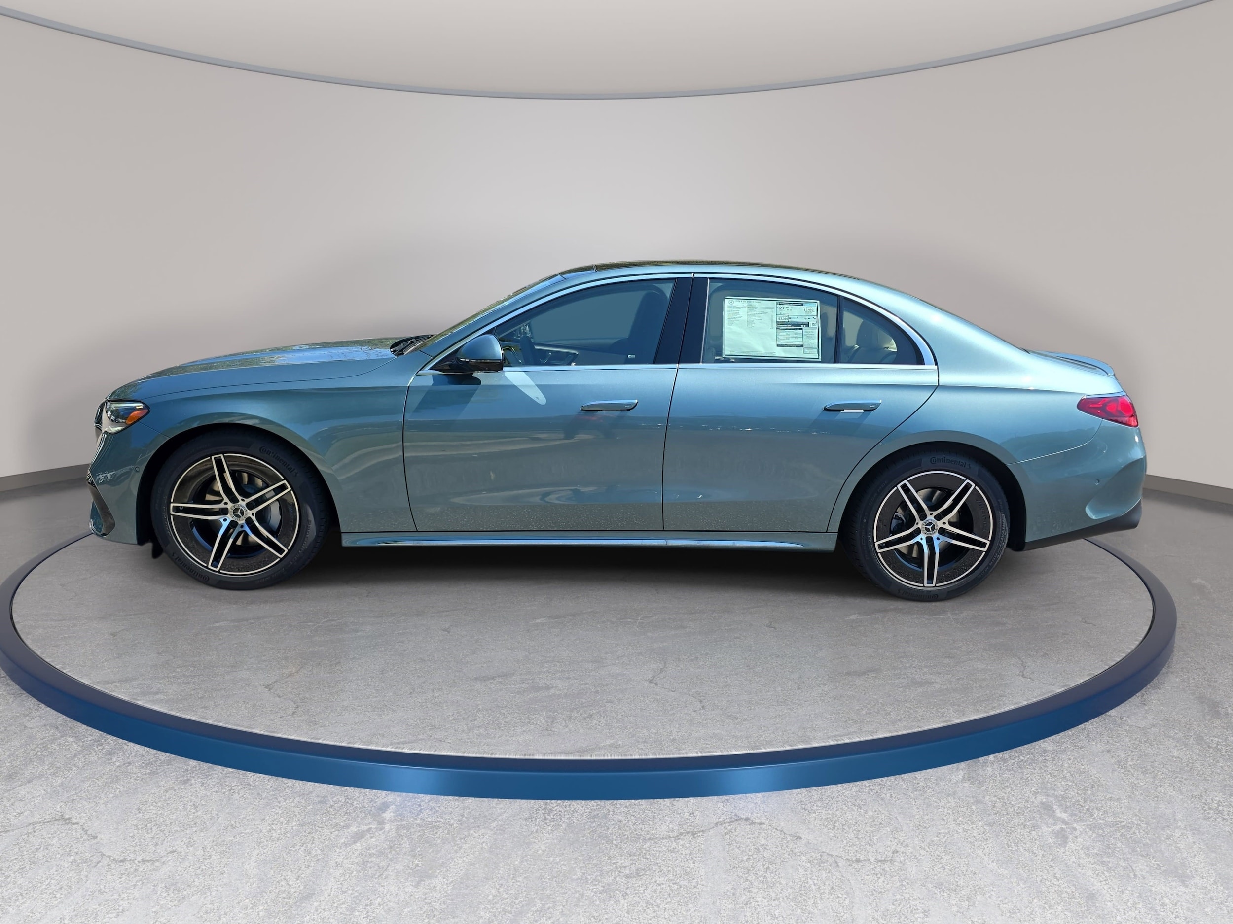 2026 Mercedes-Benz E-Class E350 - Photo 8