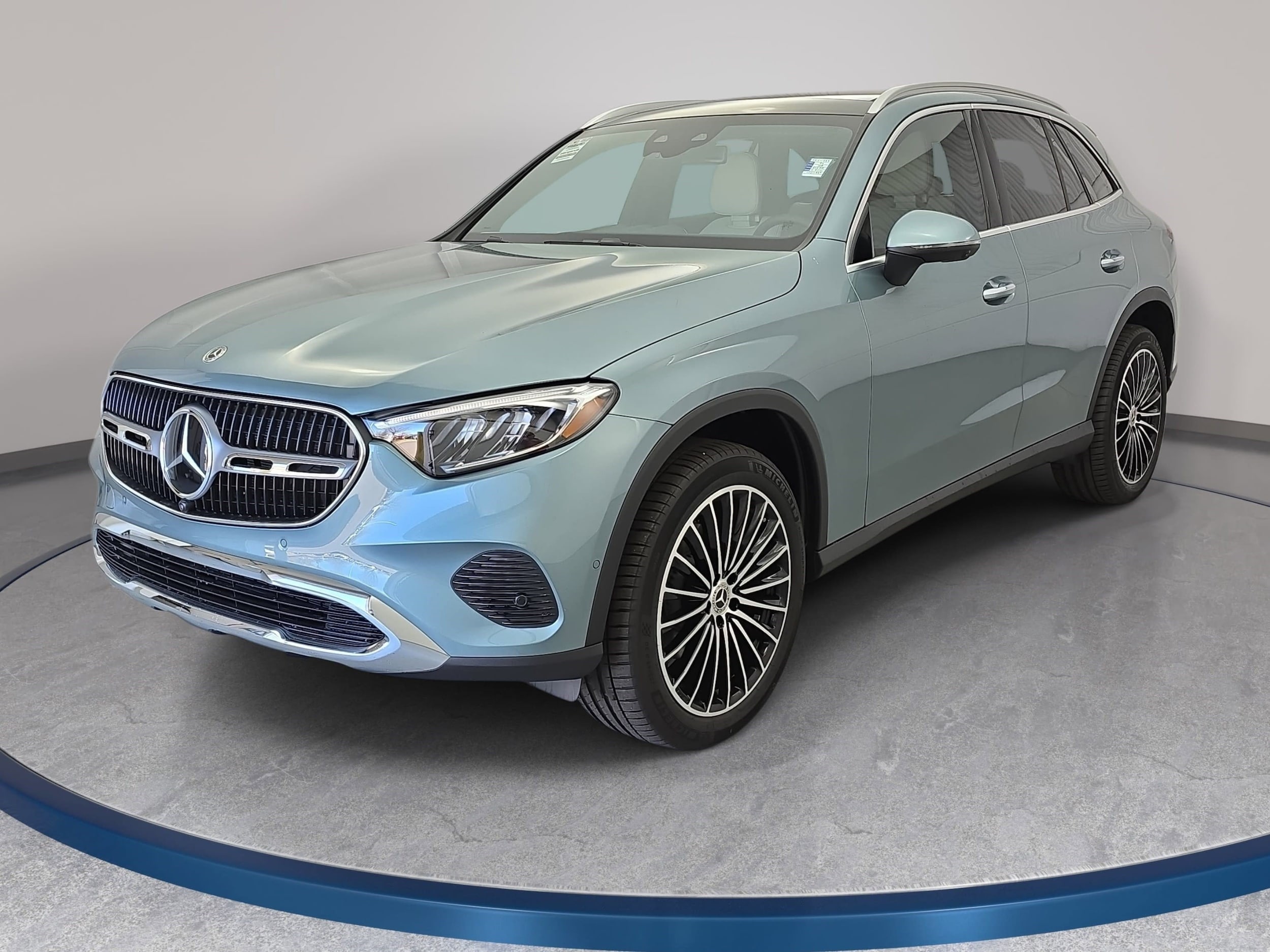 2026 Mercedes-Benz GLC