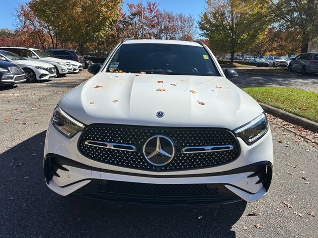 2025 Mercedes Benz GLC 300 4MATIC photo 2