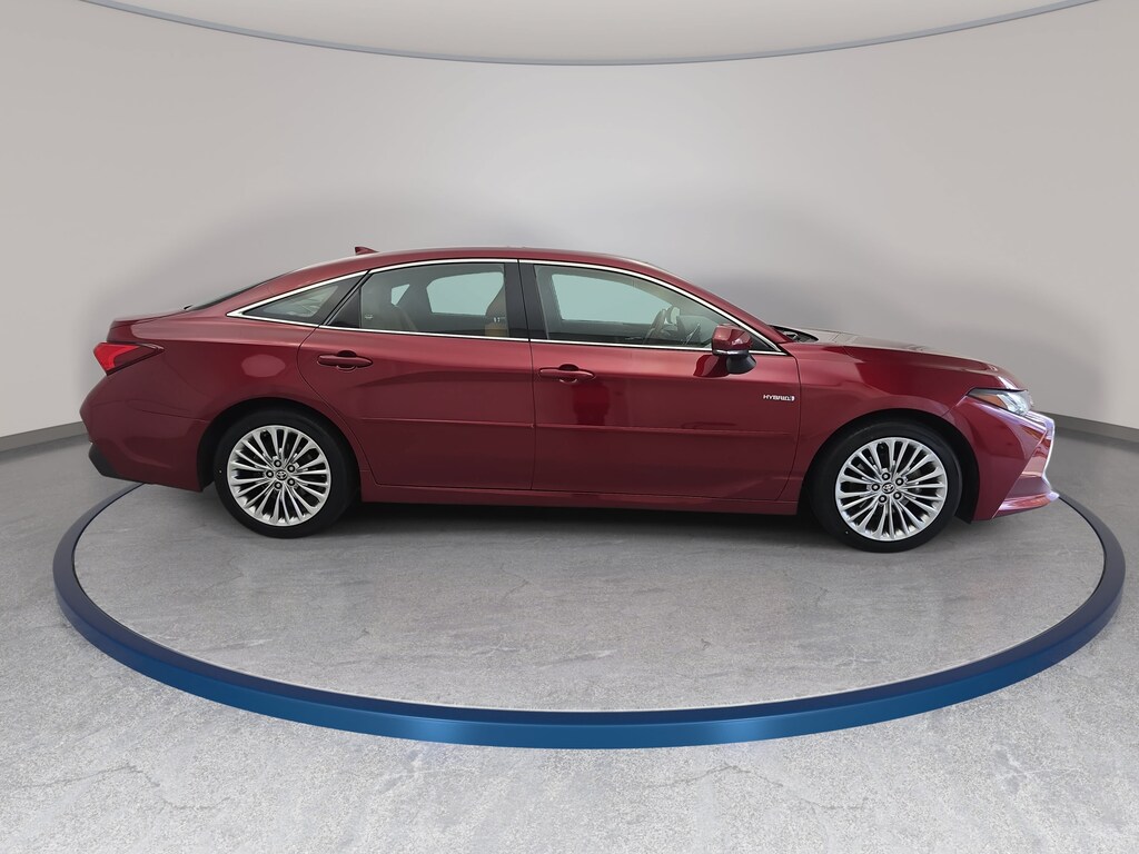 Used 2020 Toyota Avalon Hybrid Limited Sedan