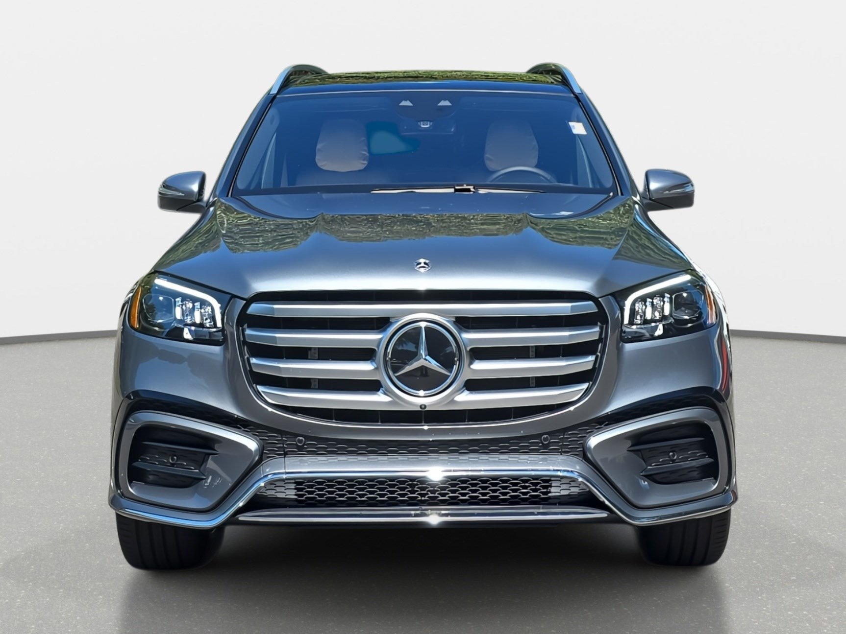 2026 Mercedes Benz GLS 580 4MATIC photo 2